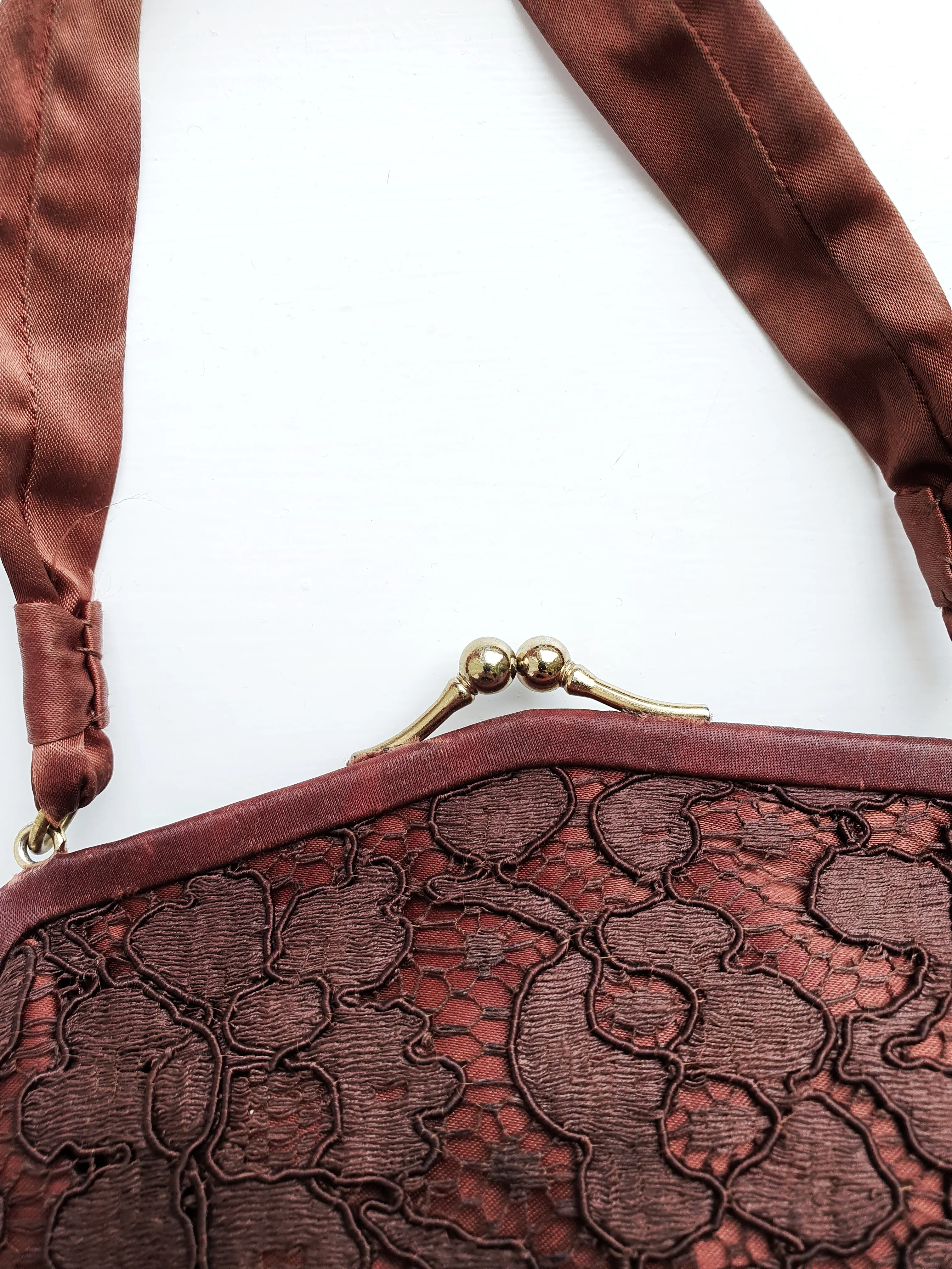1950s Brown Lace Evening Bag - Image 3