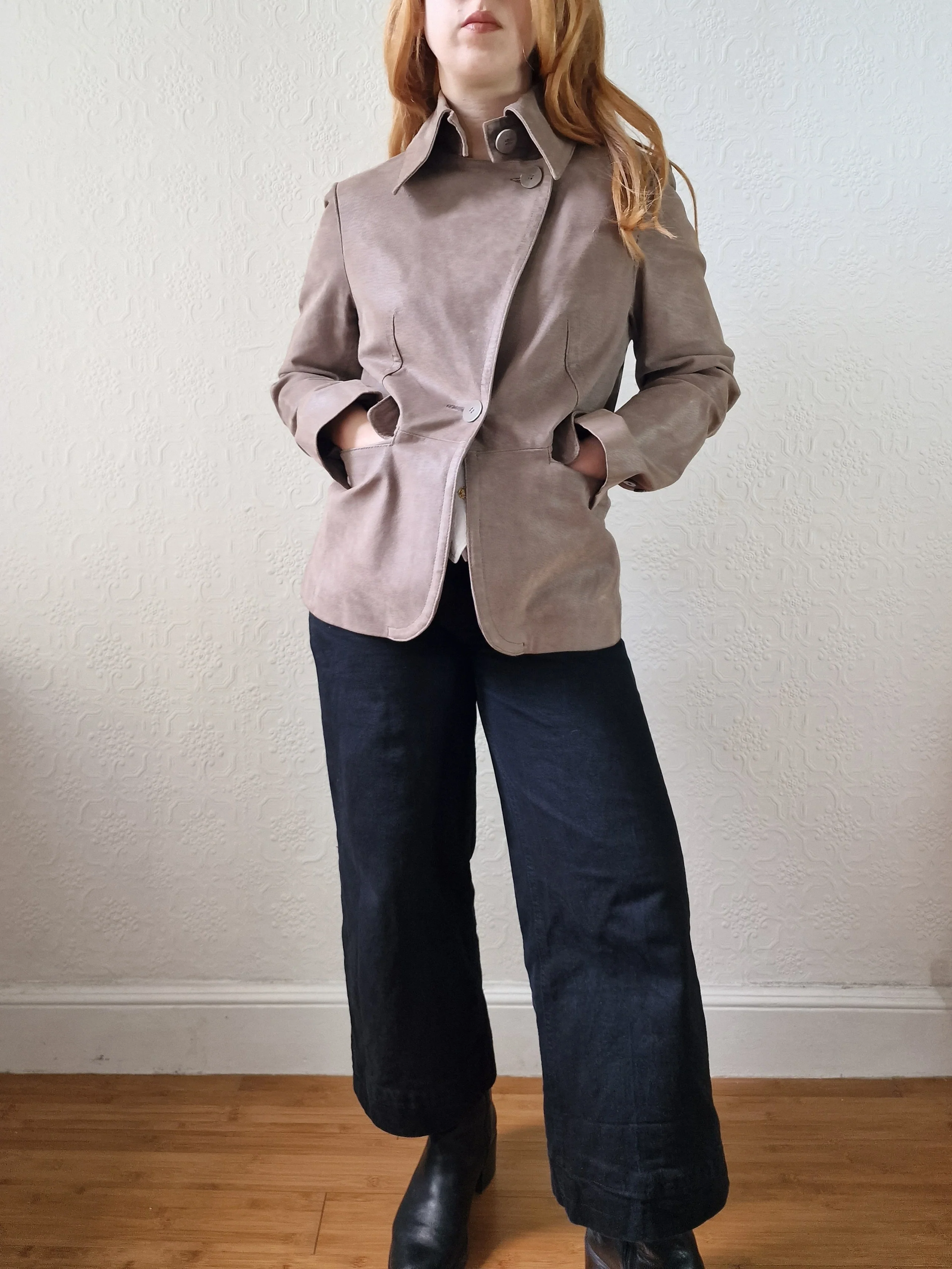 Vintage 90s Grey Taupe Genuine Suede Leather Jacket with Pointy Lapel - XS/S - Image 8