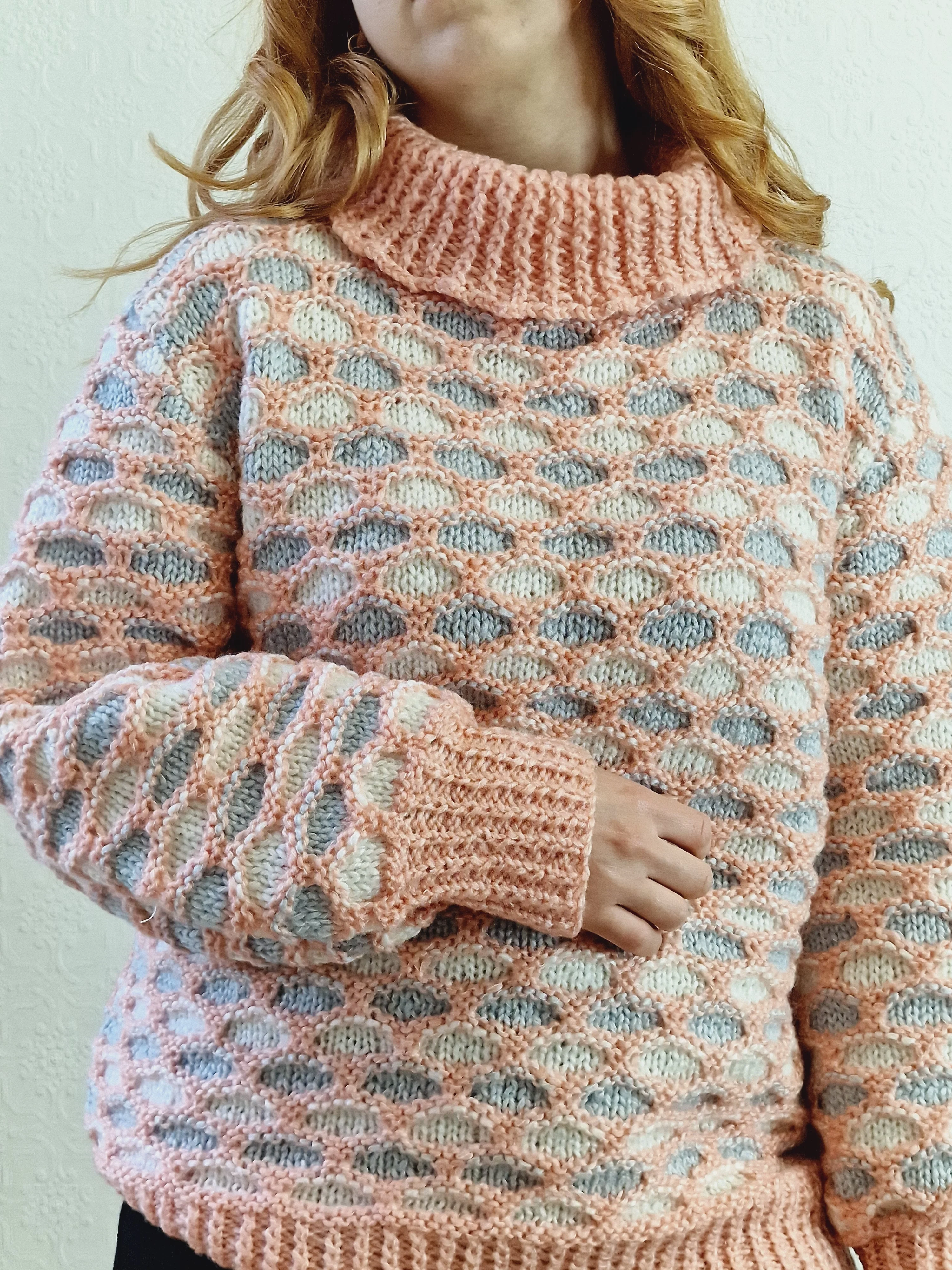 Vintage Handknitted Coral Pink Honey Comb Style Chunky Jumper with Roll Neck - M - Image 6