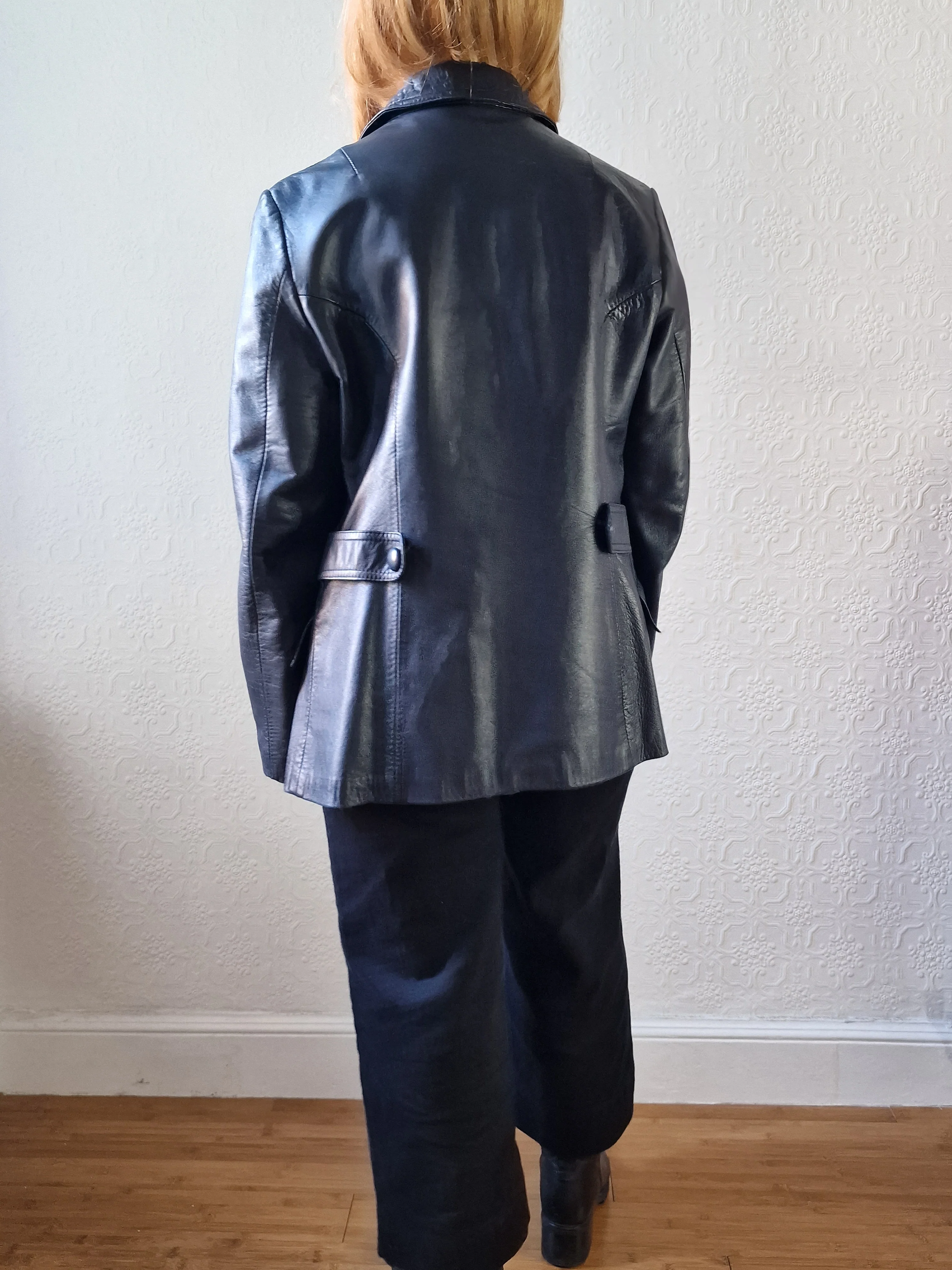 Vintage 90s Dark Navy Blue 100% Genuine Leather Blazer Style Jacket - S/M - Image 10