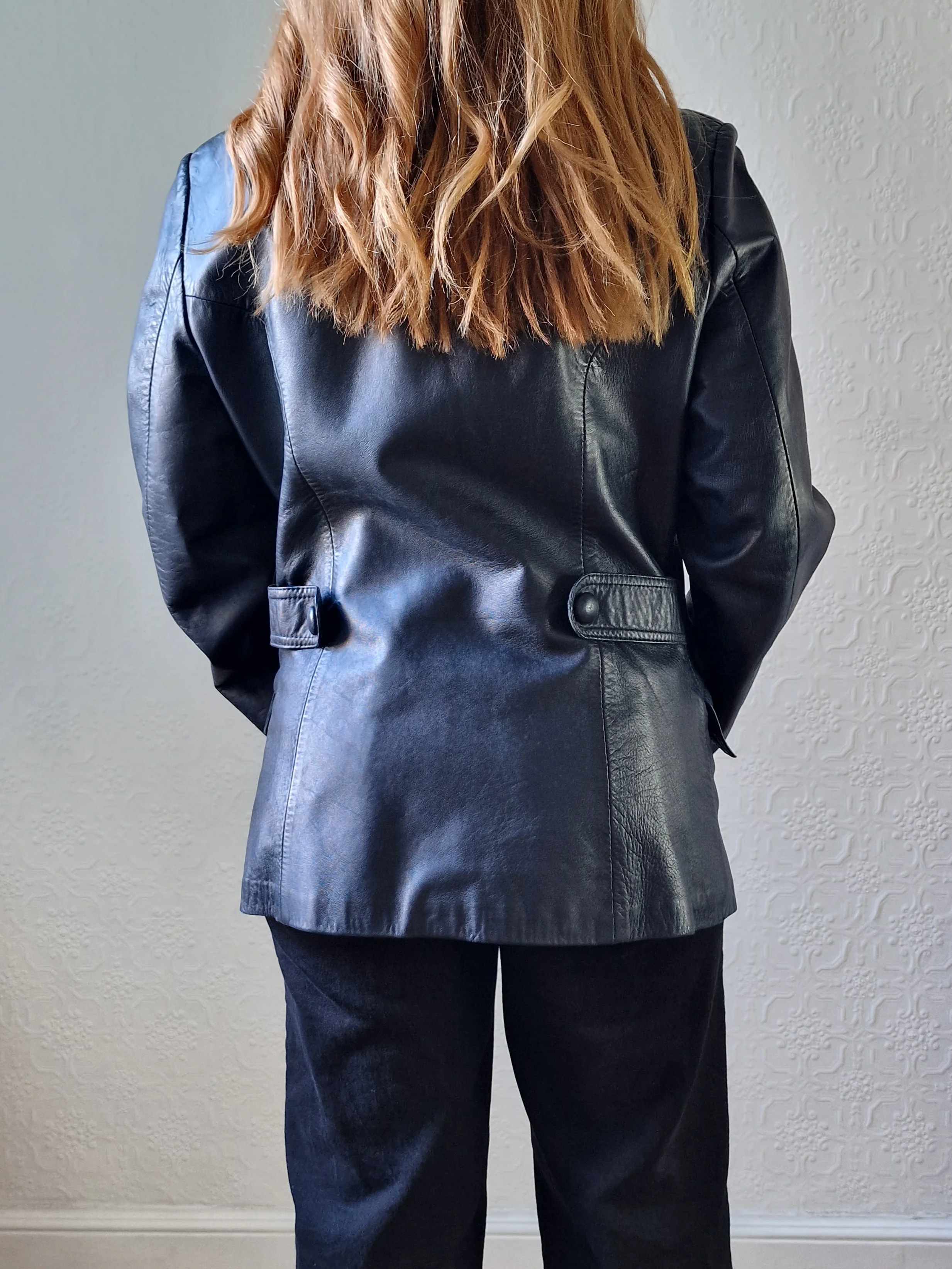 Vintage 90s Dark Navy Blue 100% Genuine Leather Blazer Style Jacket - S/M - Image 7