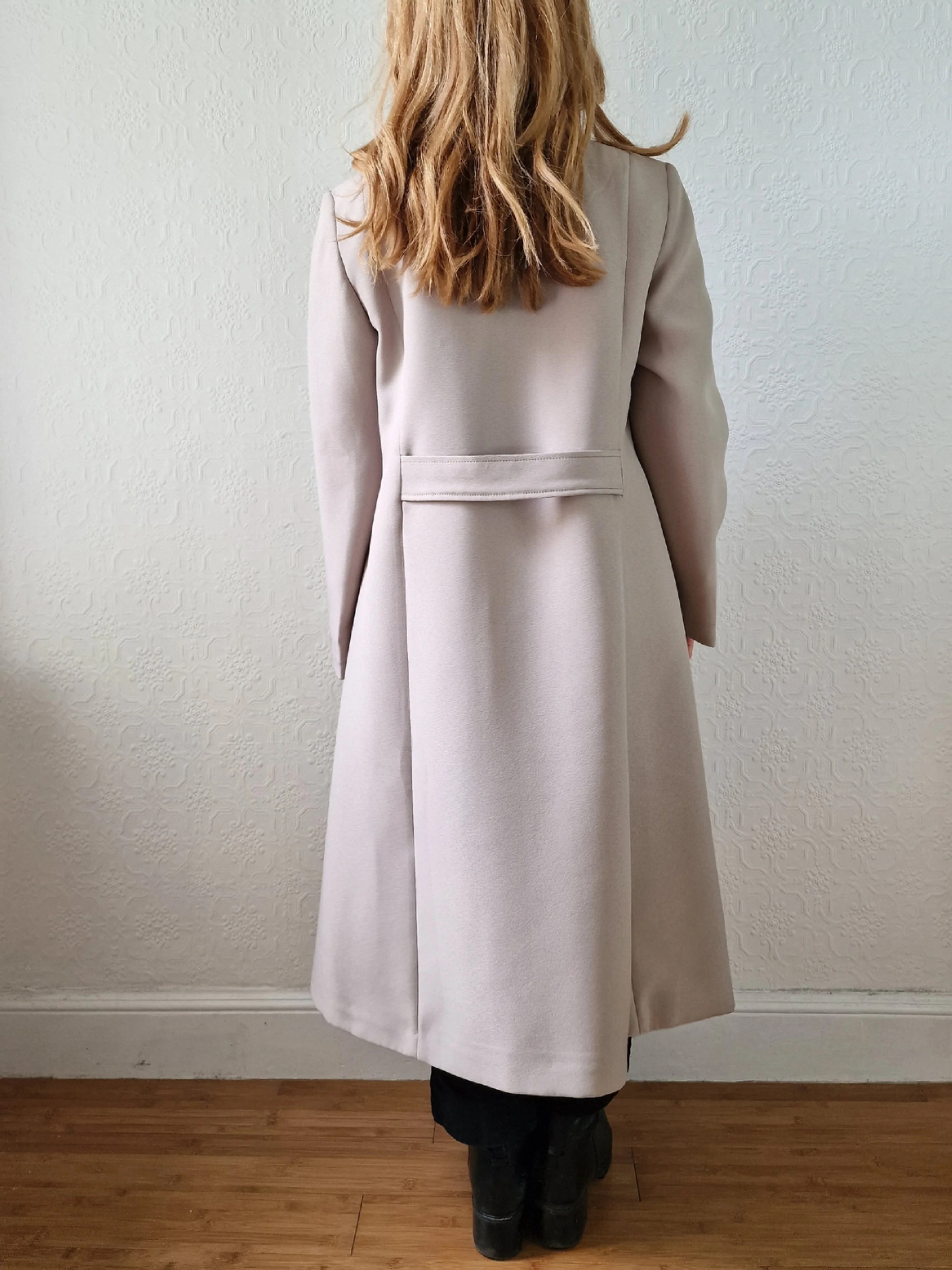 Vintage Light Beige Single Breasted Trench Coat - S/M - Image 5