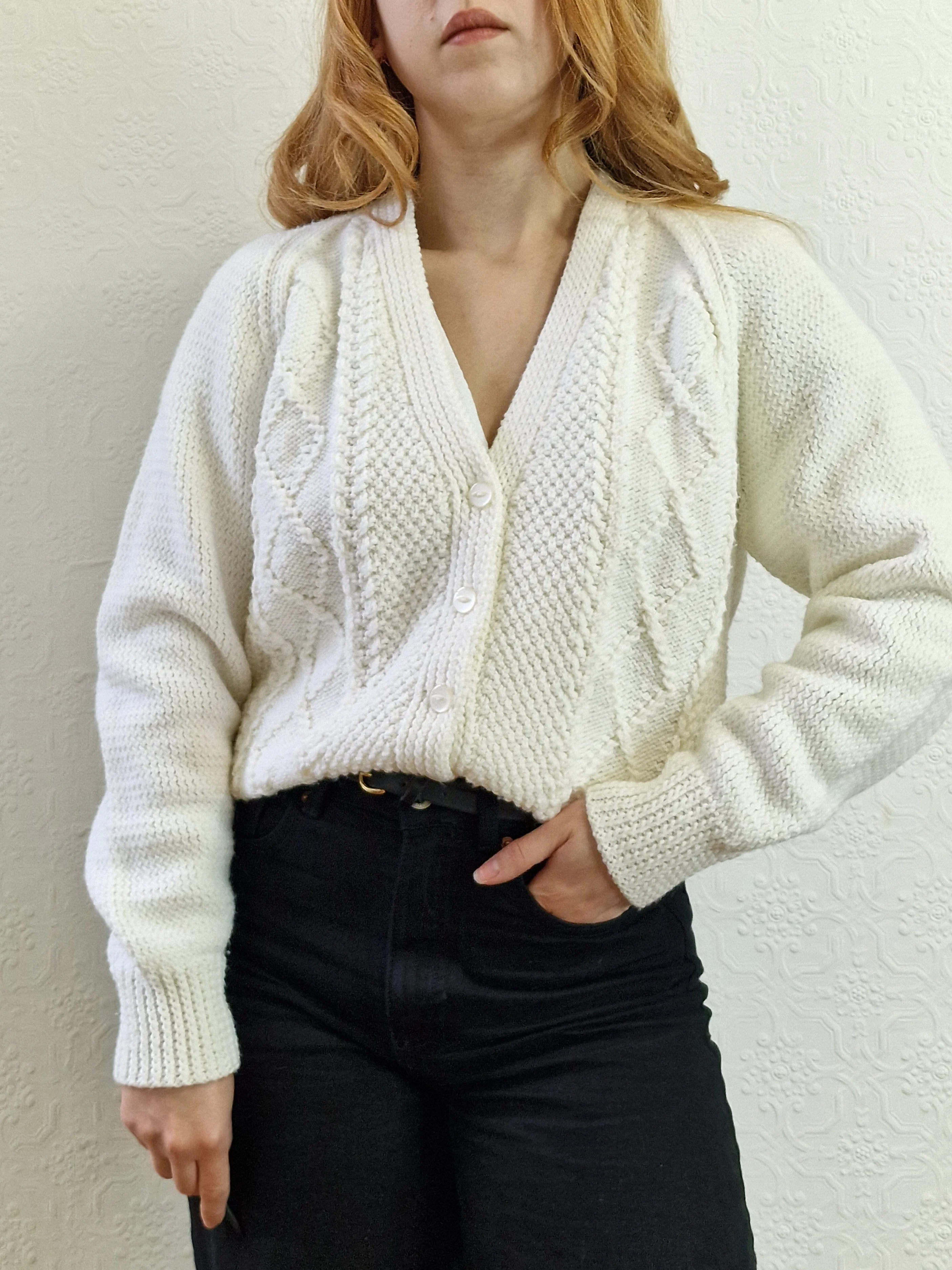 Vintage 80s Handknitted Cream V-Neck Cardigan - S/M