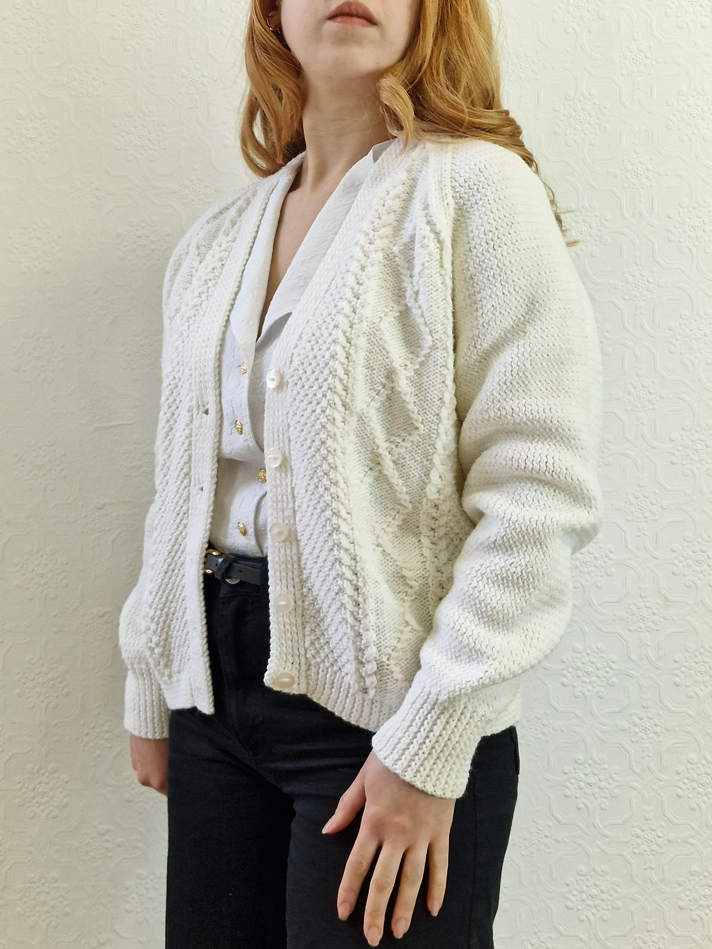Vintage 80s Handknitted Cream V-Neck Cardigan - S/M - Image 5