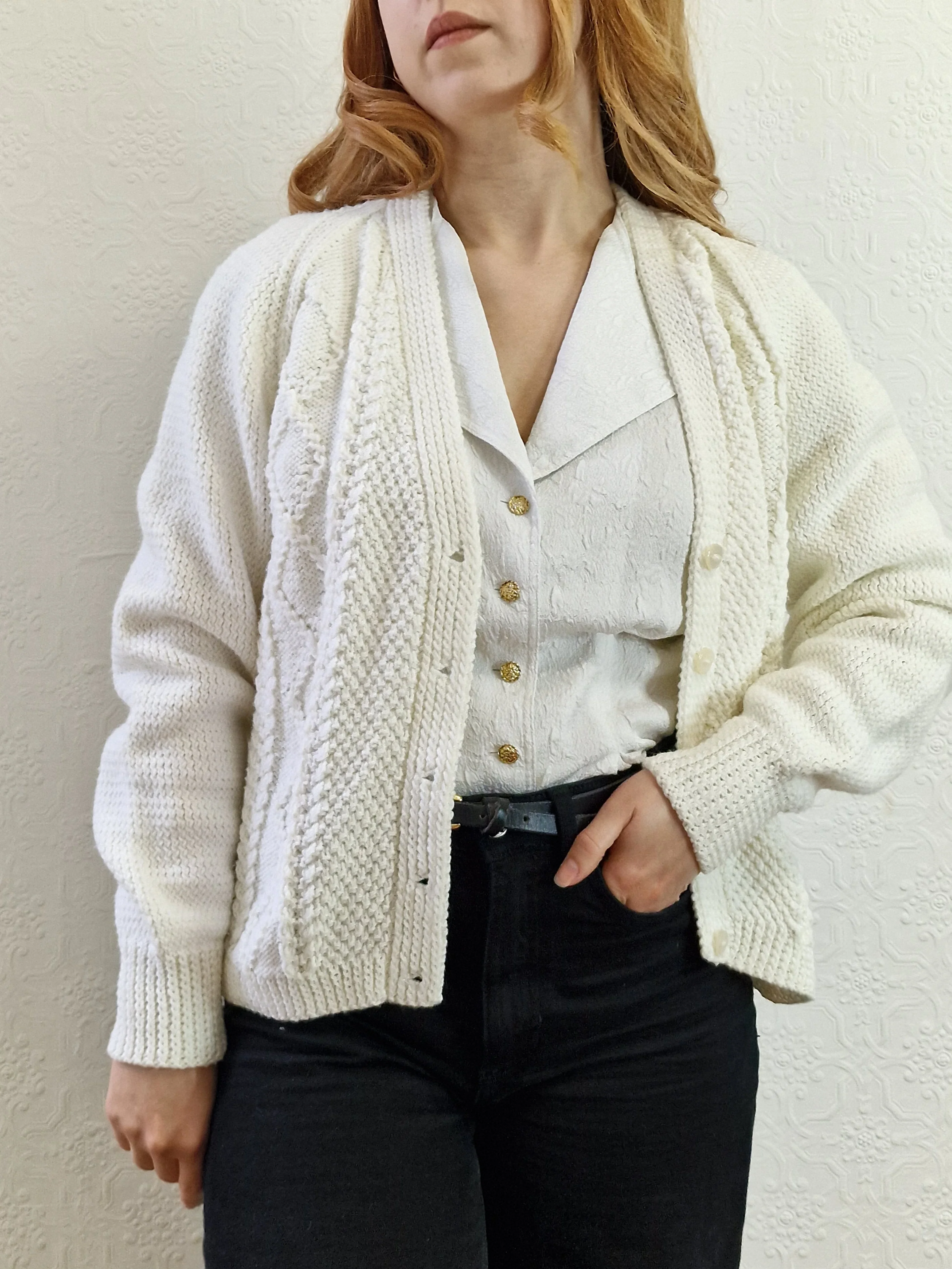 Vintage 80s Handknitted Cream V-Neck Cardigan - S/M - Image 6