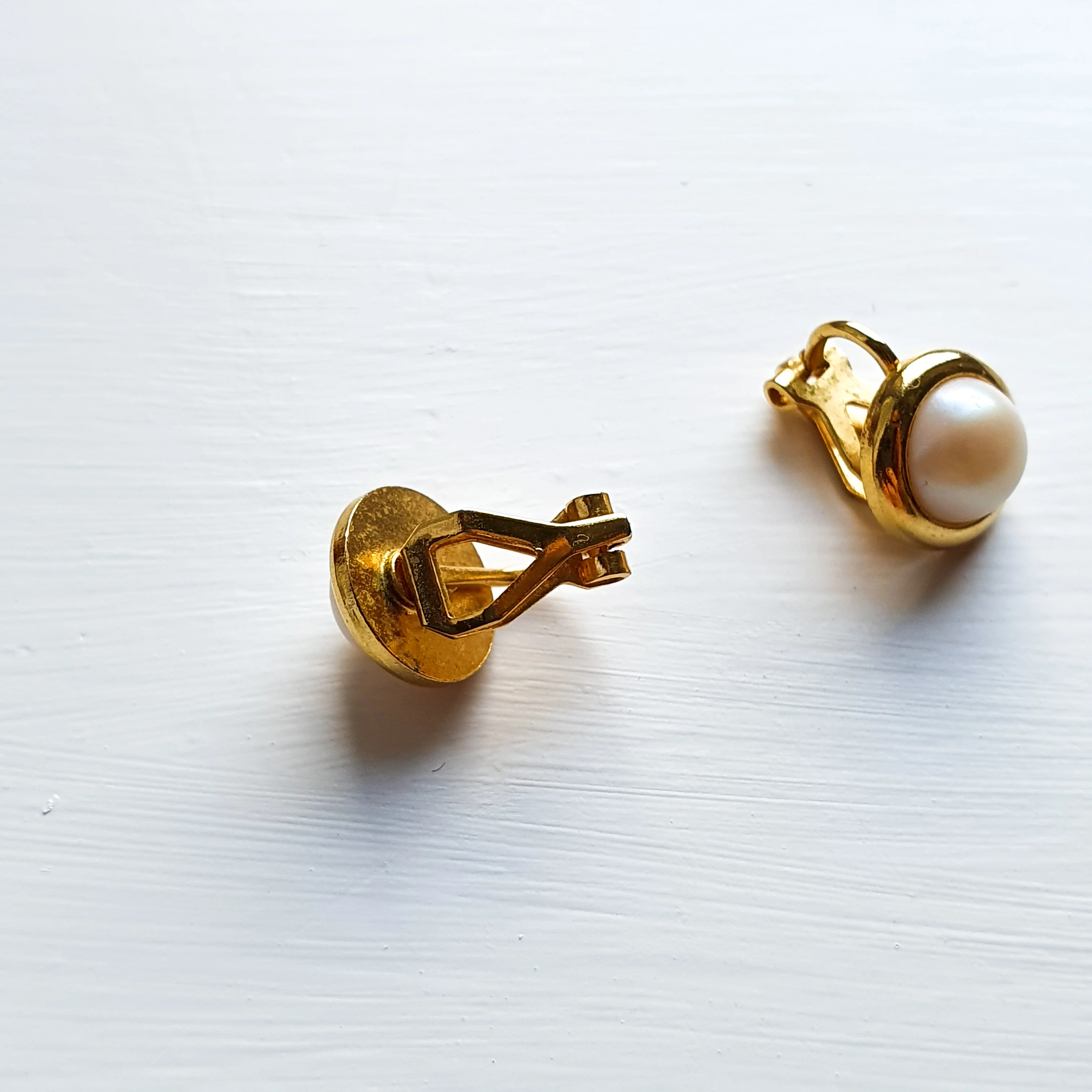 Faux Pearl Clip On Earrings - Image 5