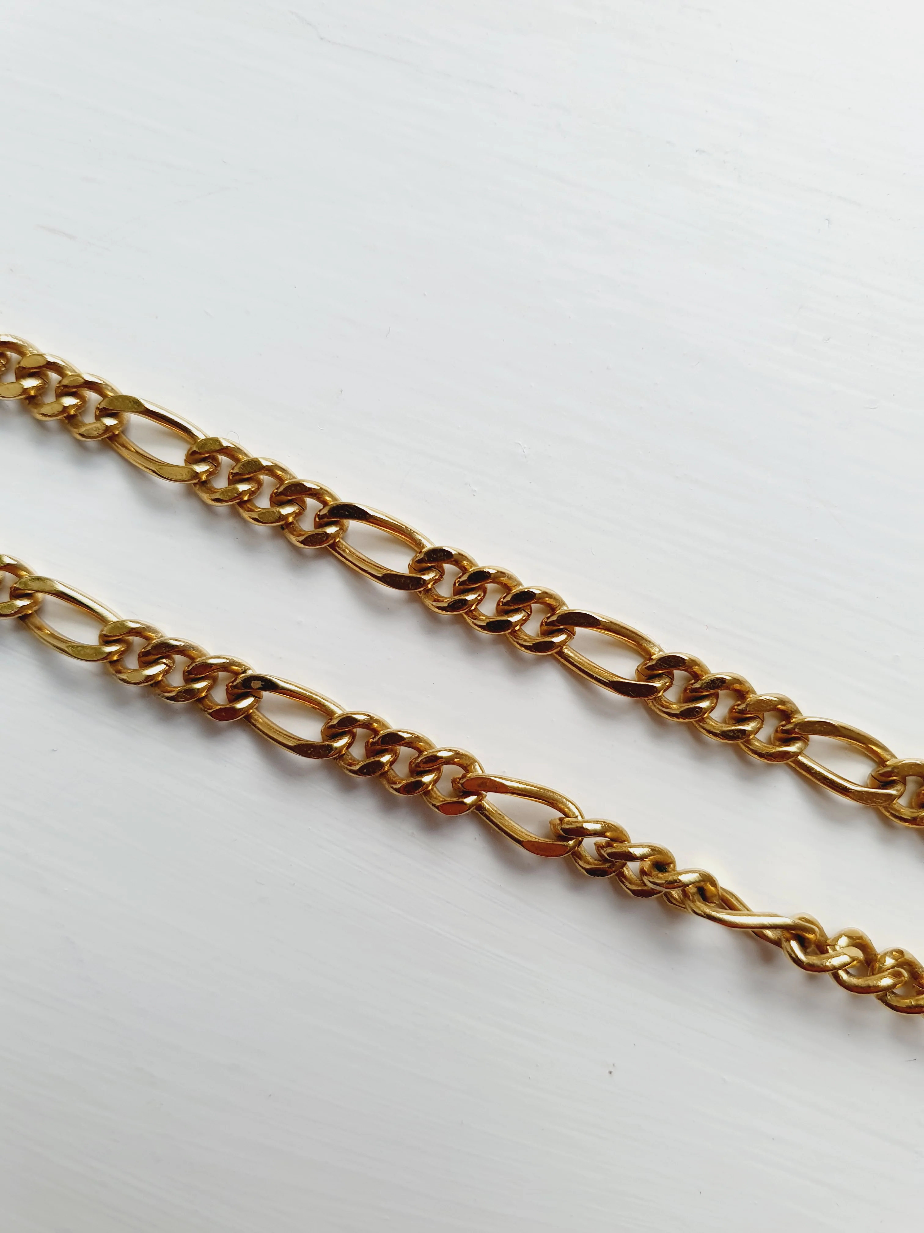 Flat Chain With Charm & Matching Bracelet - Image 8