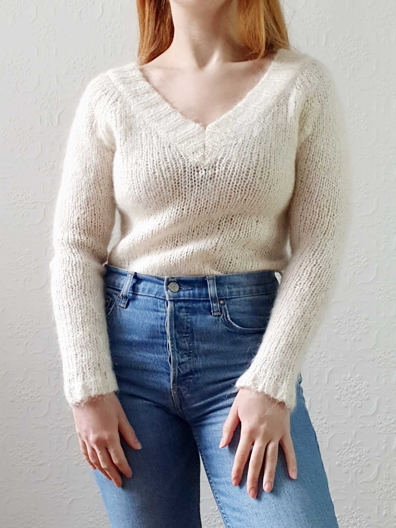 Ivory V-Neck Wool Jumper - XS/S - Image 2