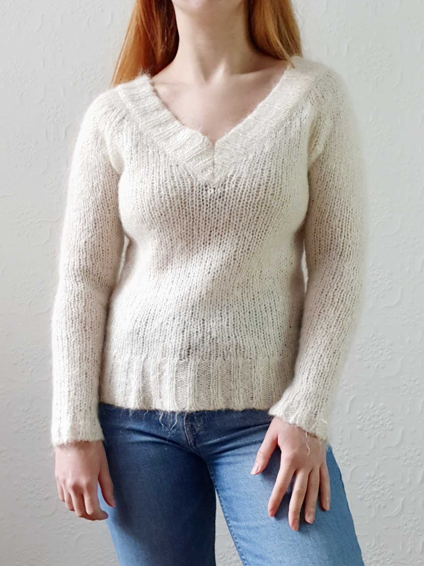 Ivory V-Neck Wool Jumper - XS/S - Image 3
