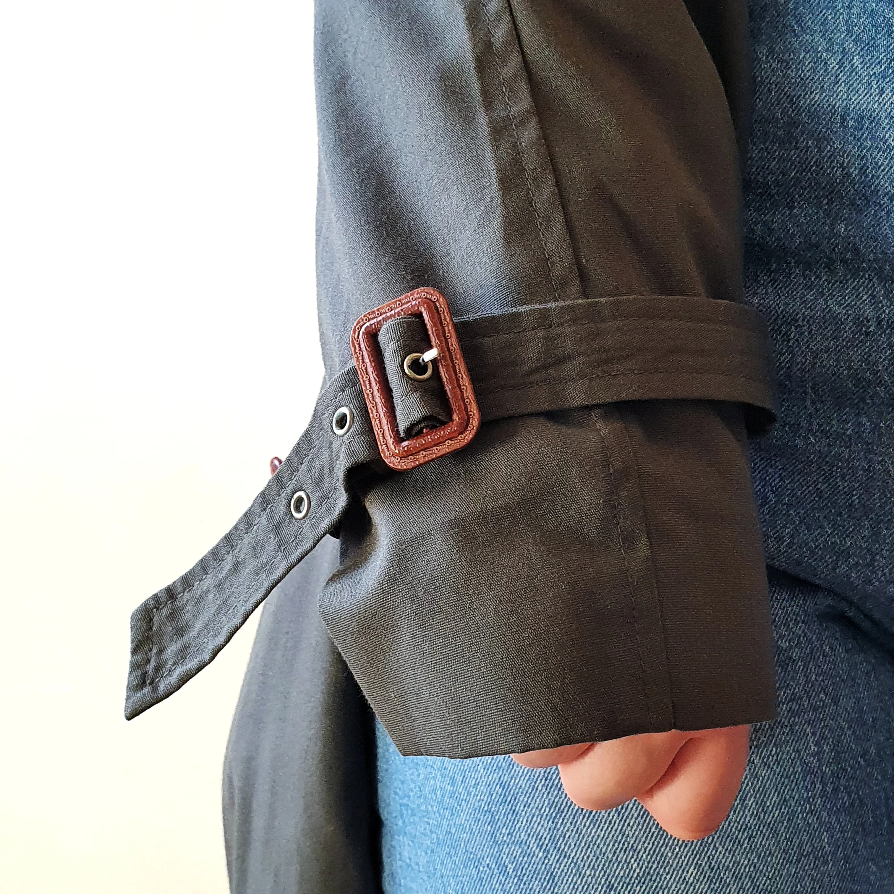 Khaki Trench Coat with Scarf - XL - Image 7
