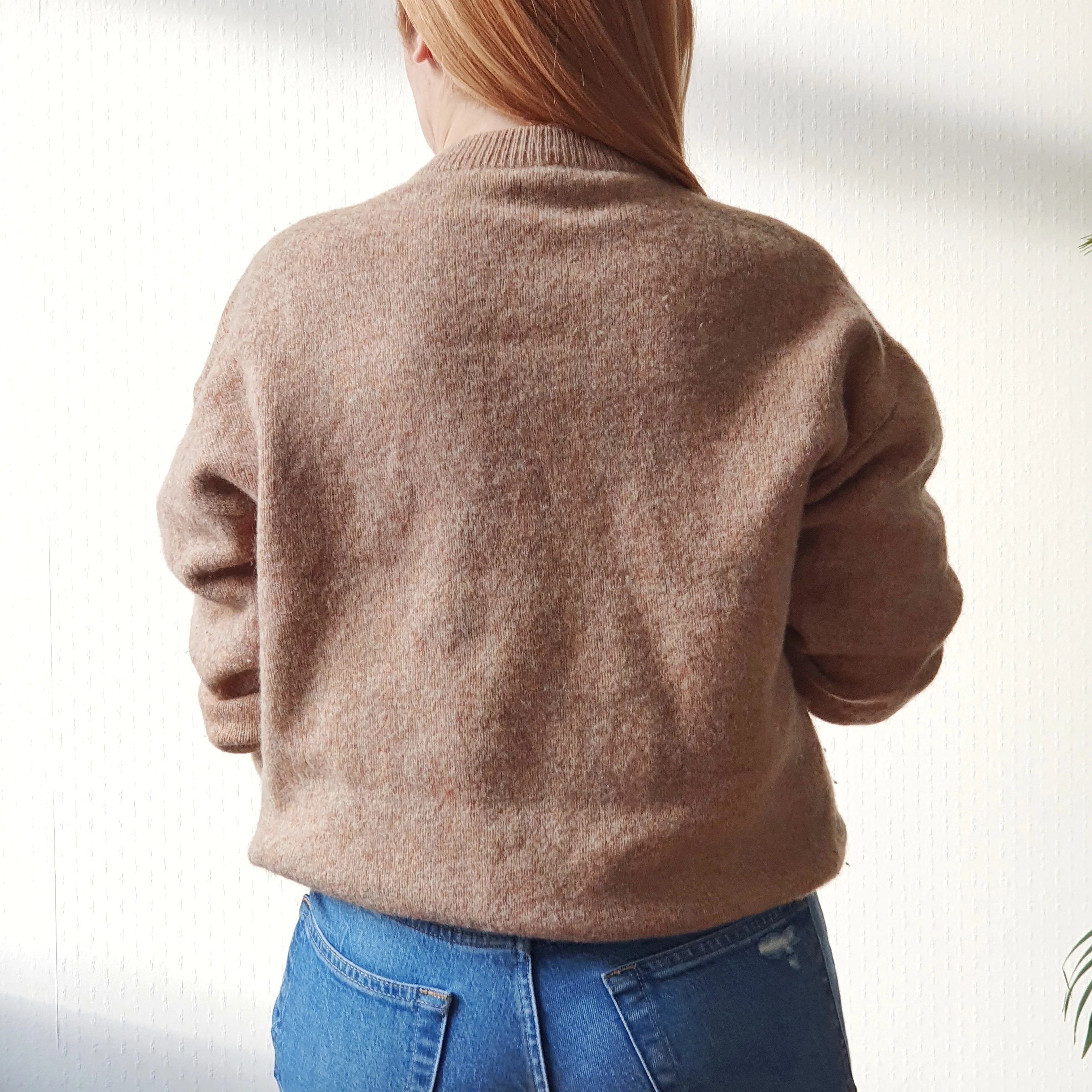 Nordic Inspired Wool Jumper - L - Image 4
