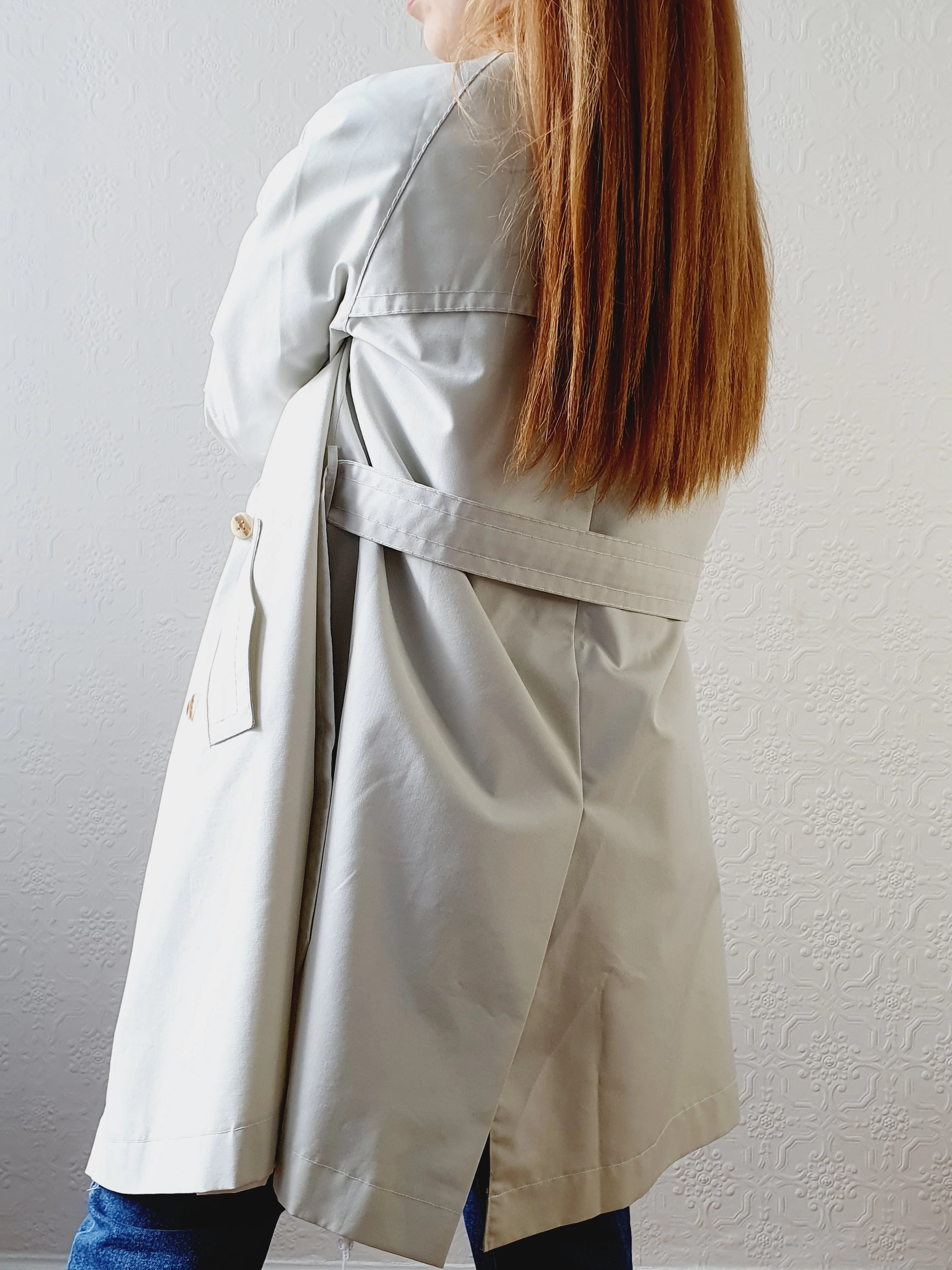 Off White Vintage Trench Coat - L/XL - Image 7
