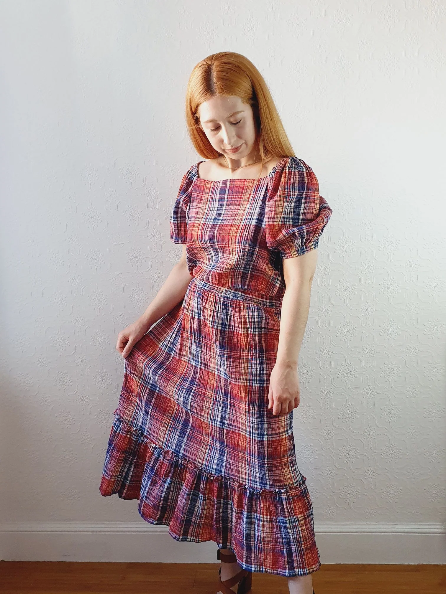 Preloved Checked Dress with Puff Sleeves - M