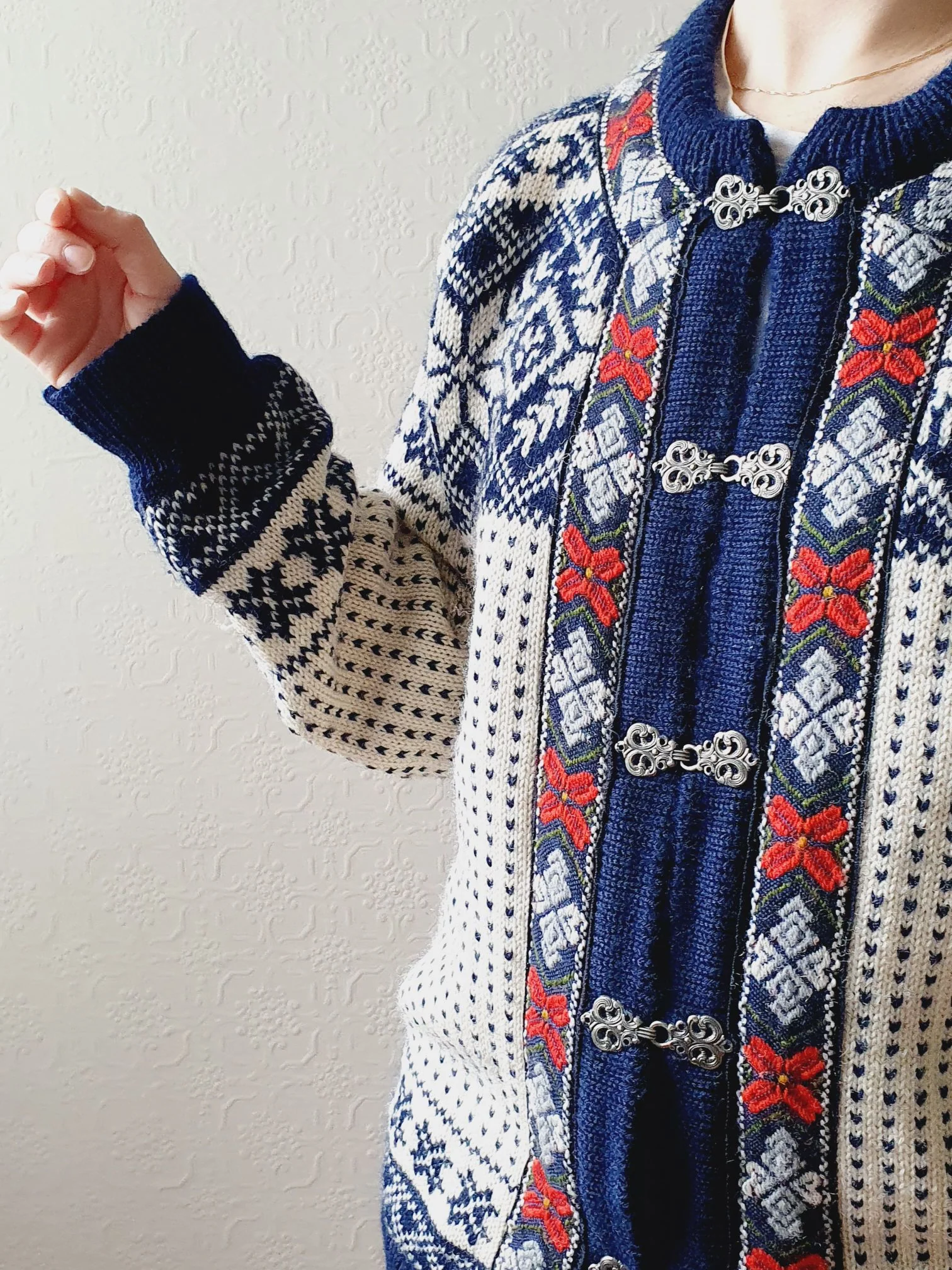 Pure Wool Navy Norwegian Cardigan - M - Image 4