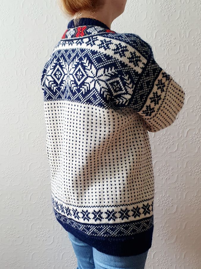 Pure Wool Navy Norwegian Cardigan - M - Image 6