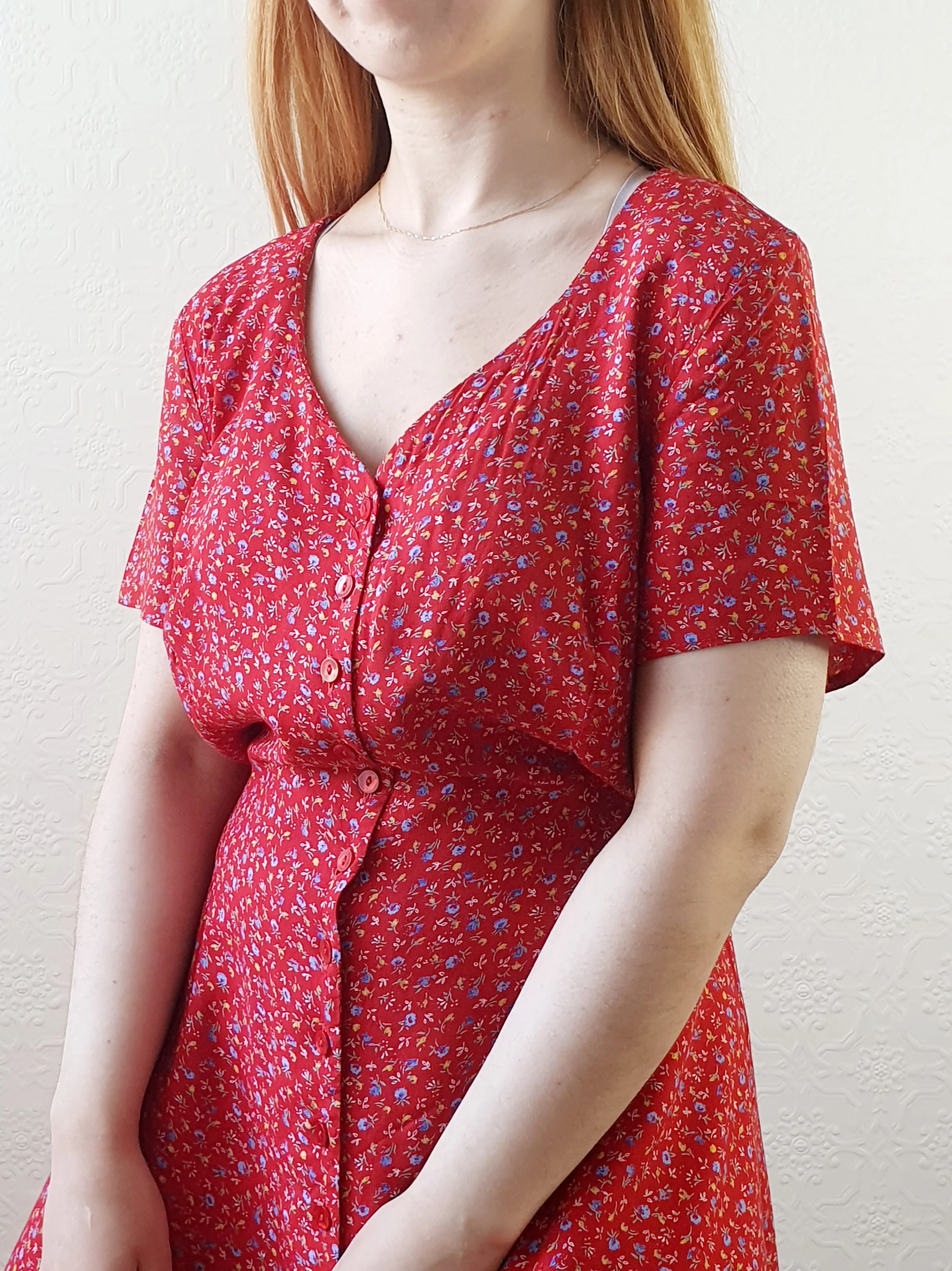 Red Ditsy Floral Dress - L - Image 3