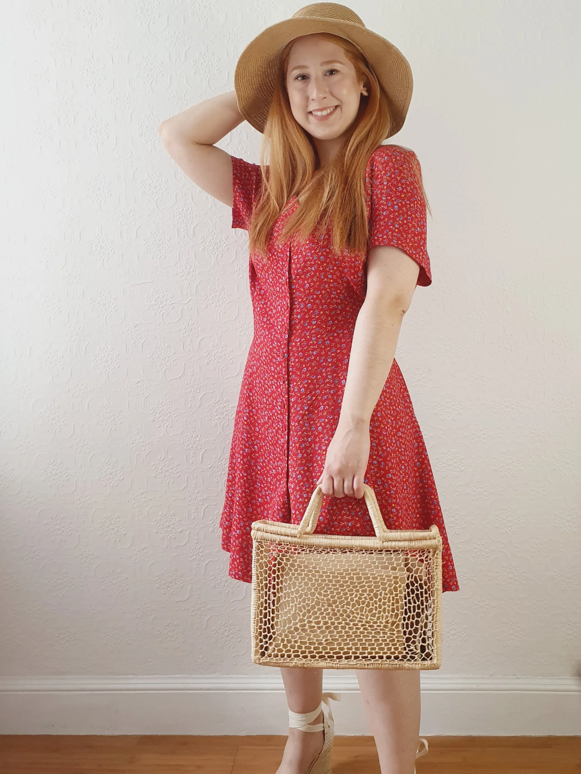 Red Ditsy Floral Dress - L - Image 4