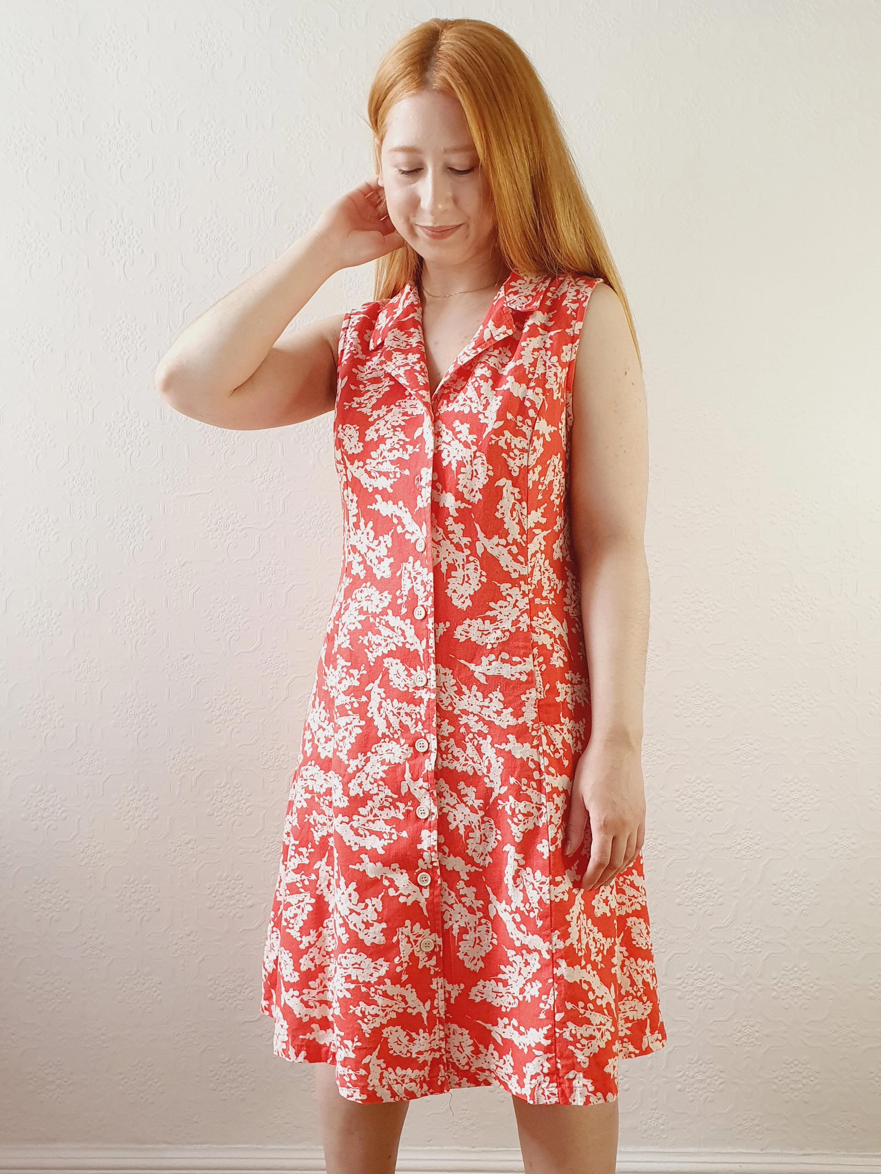 Red & White Floral Linen Dress - M - Image 2