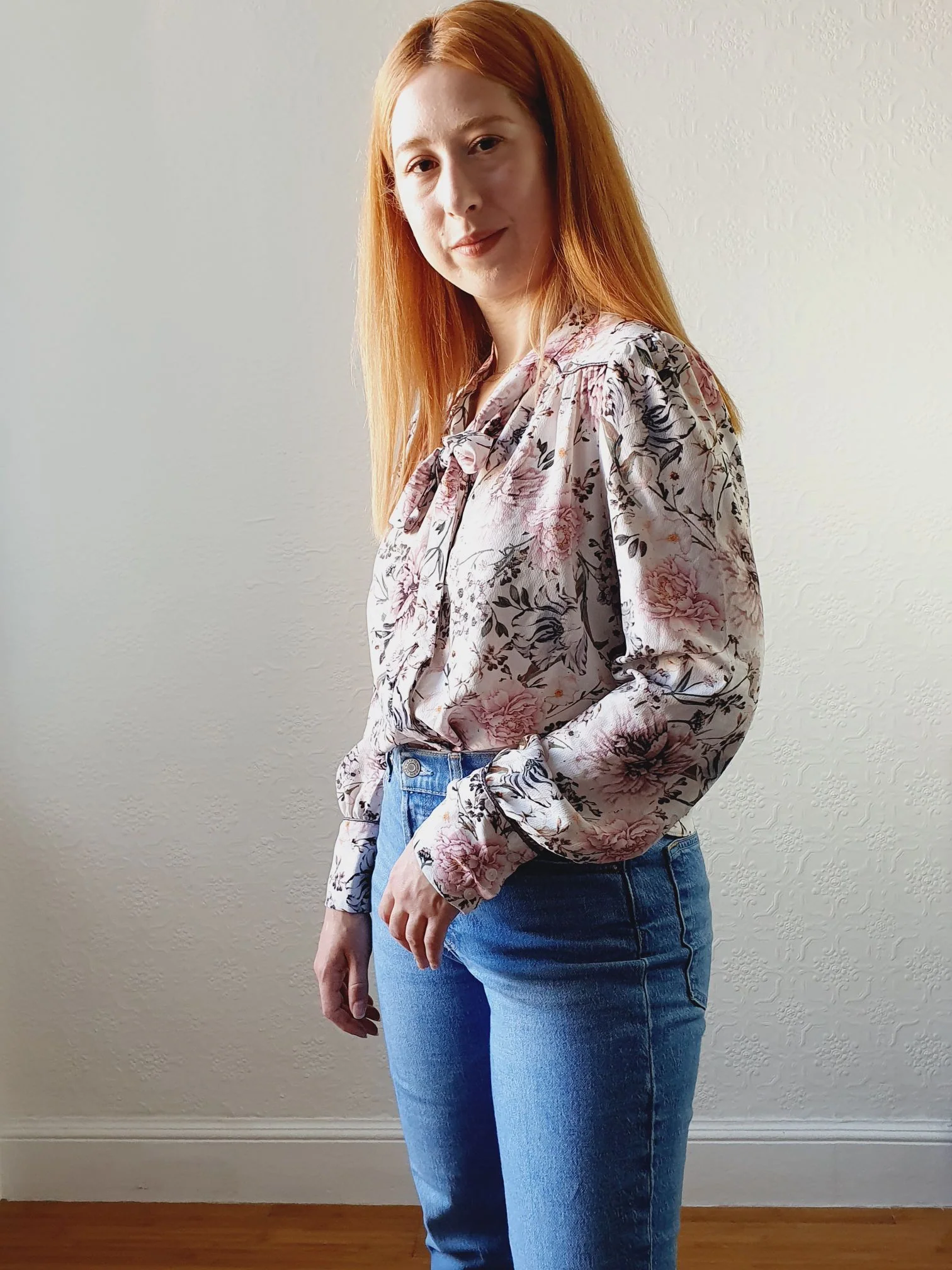 Romantic Floral Pussy Bow Blouse - M/L - Image 3
