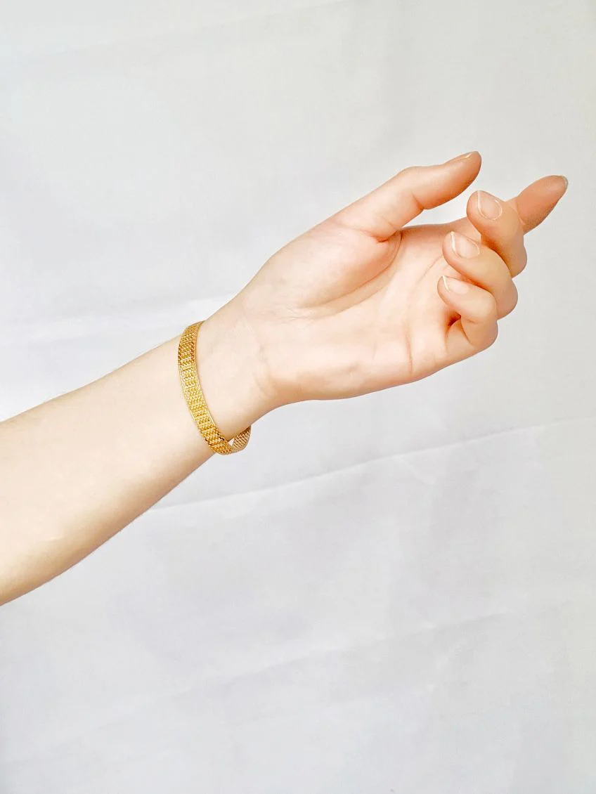 Thin Vintage Gold Plated Flat Mesh Bracelet - Image 2