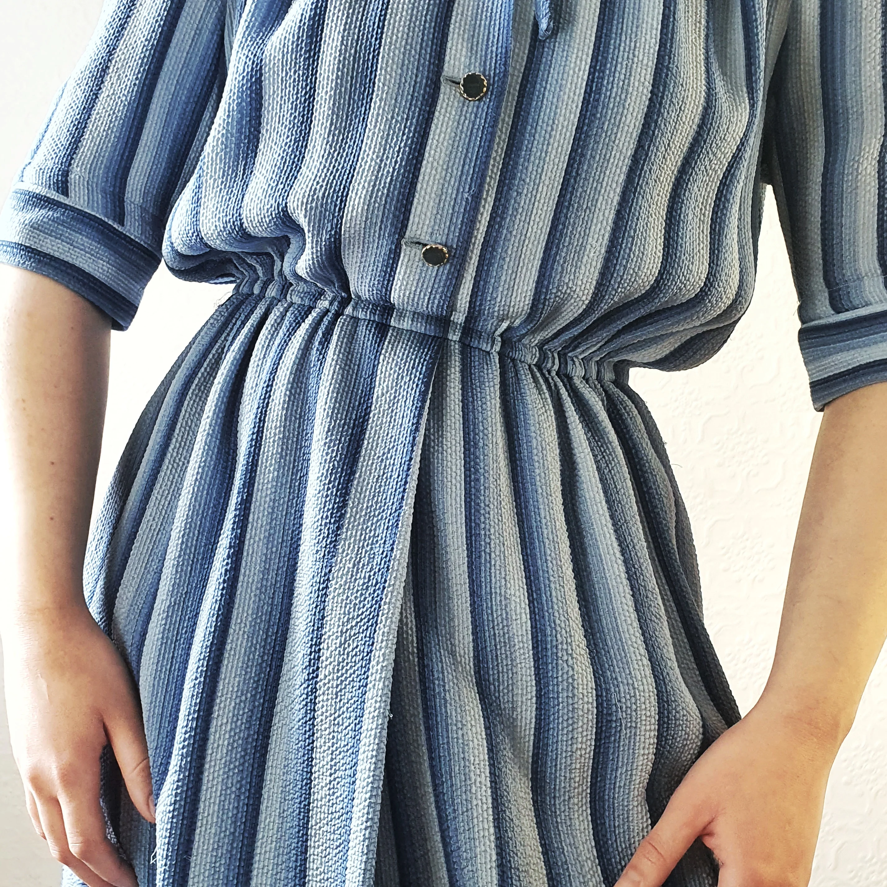 Vintage 100% Silk Blue Striped Dress - M - Image 3