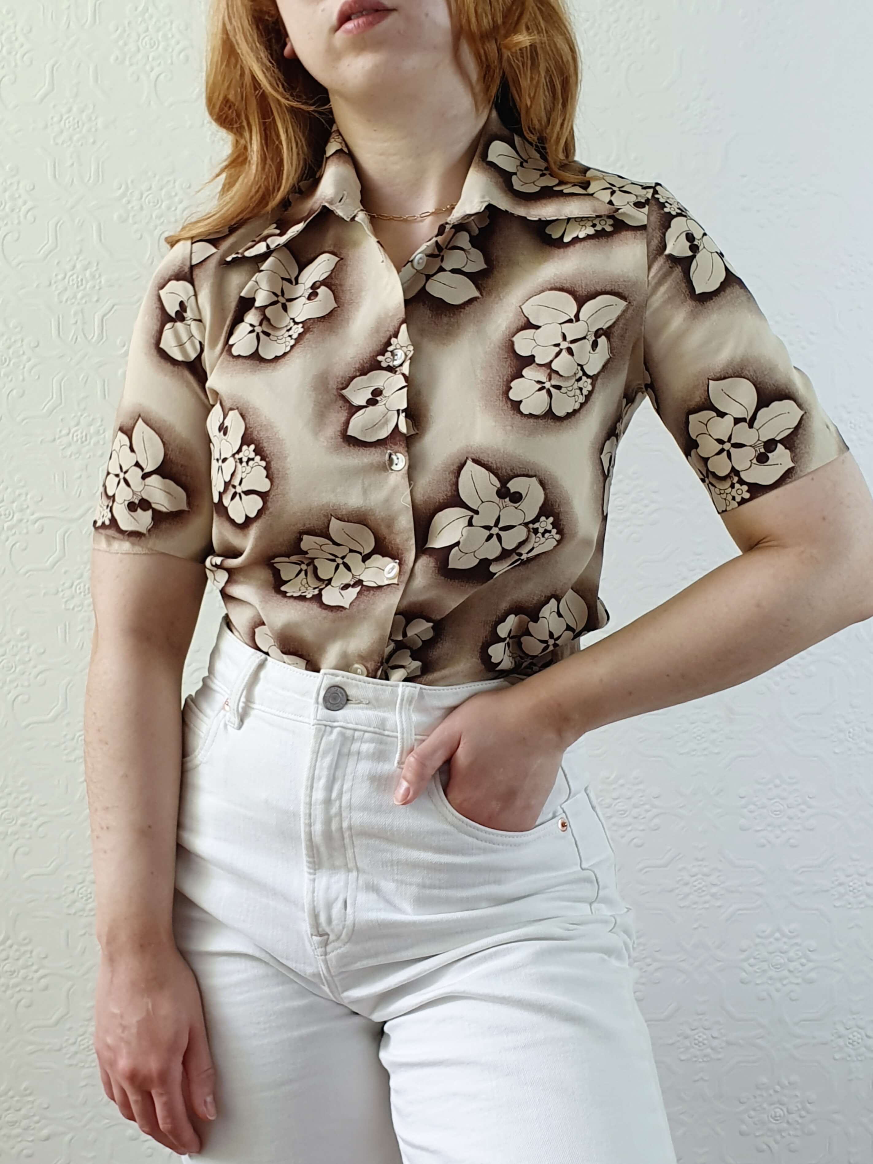 Vintage 70s Beige Floral Short Sleeve Blouse - XS