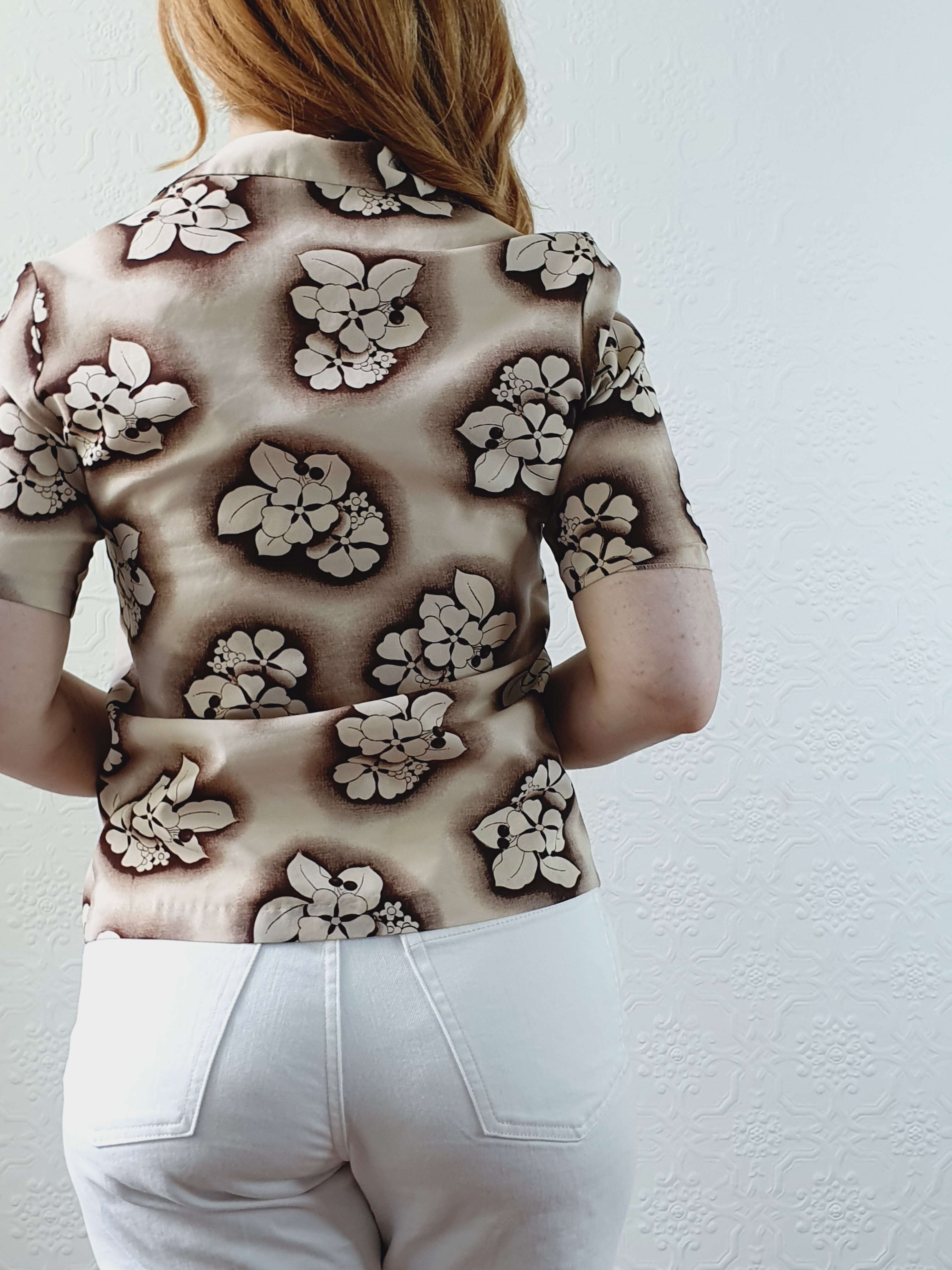 Vintage 70s Beige Floral Short Sleeve Blouse - XS - Image 6