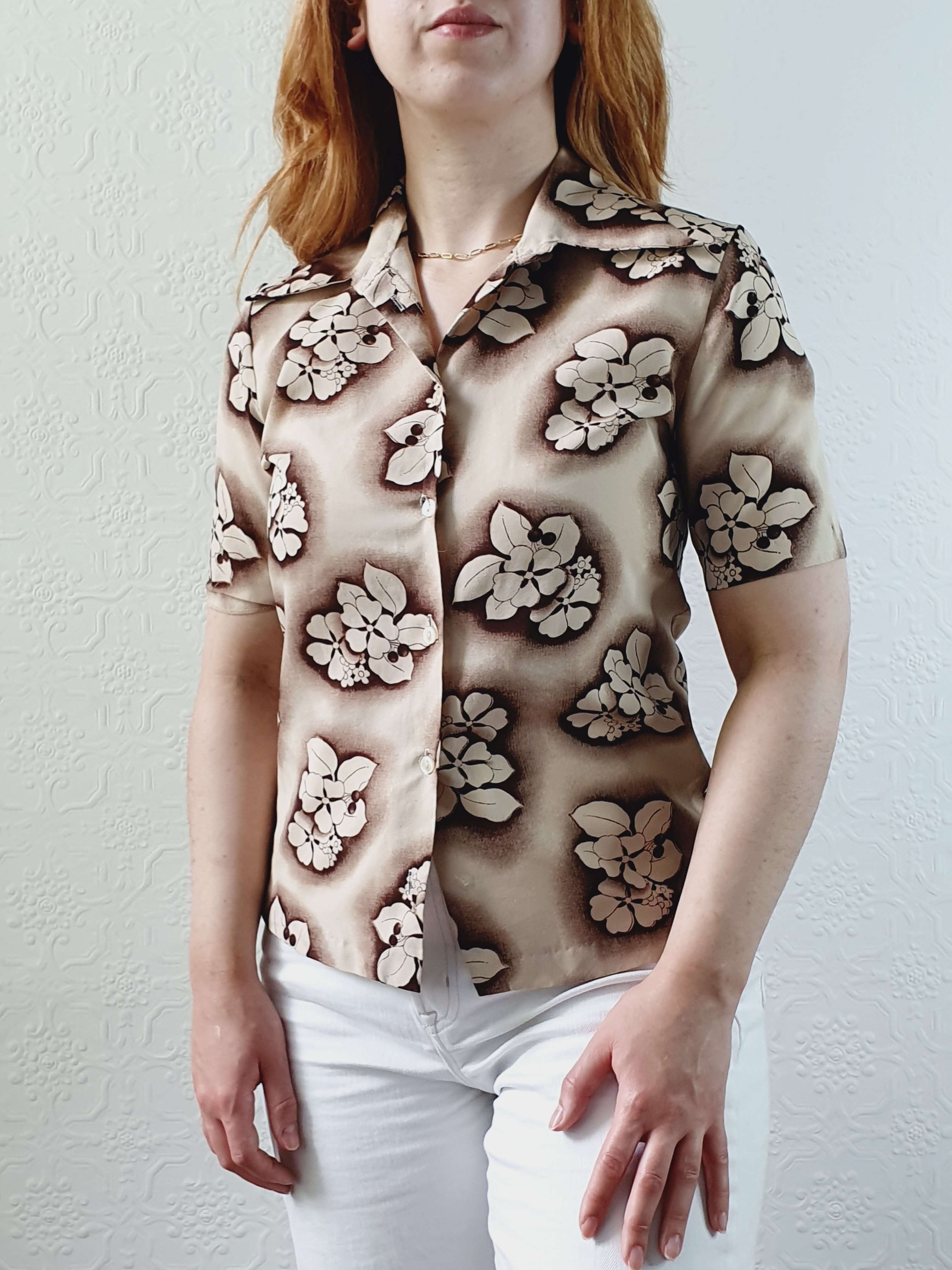 Vintage 70s Beige Floral Short Sleeve Blouse - XS - Image 9