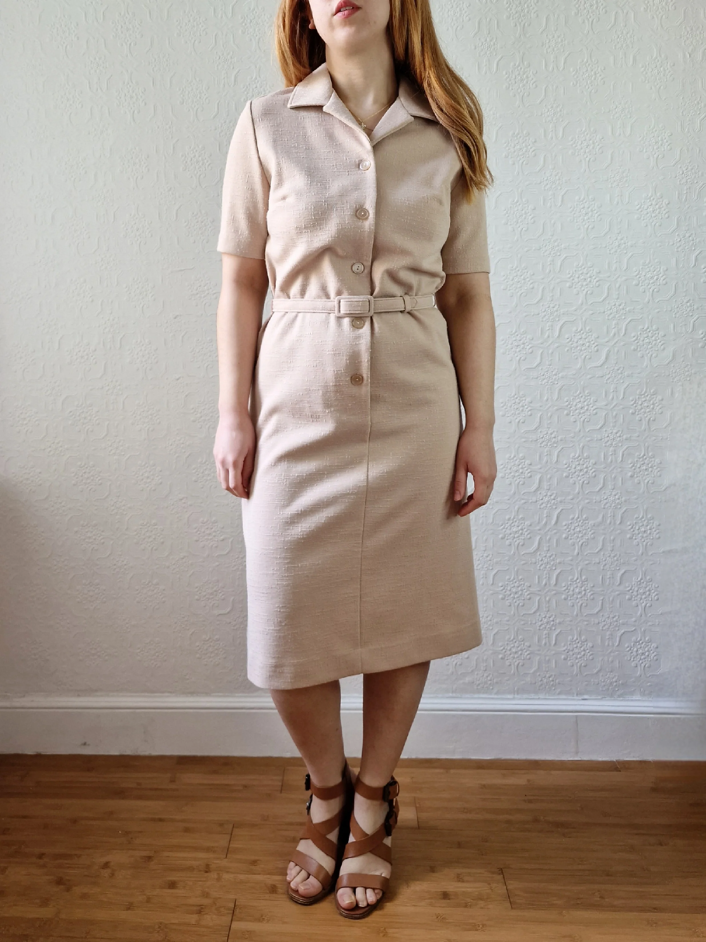 Vintage 70s Beige Short Sleeve Shirt Dress with Matching Belt - S - Image 5