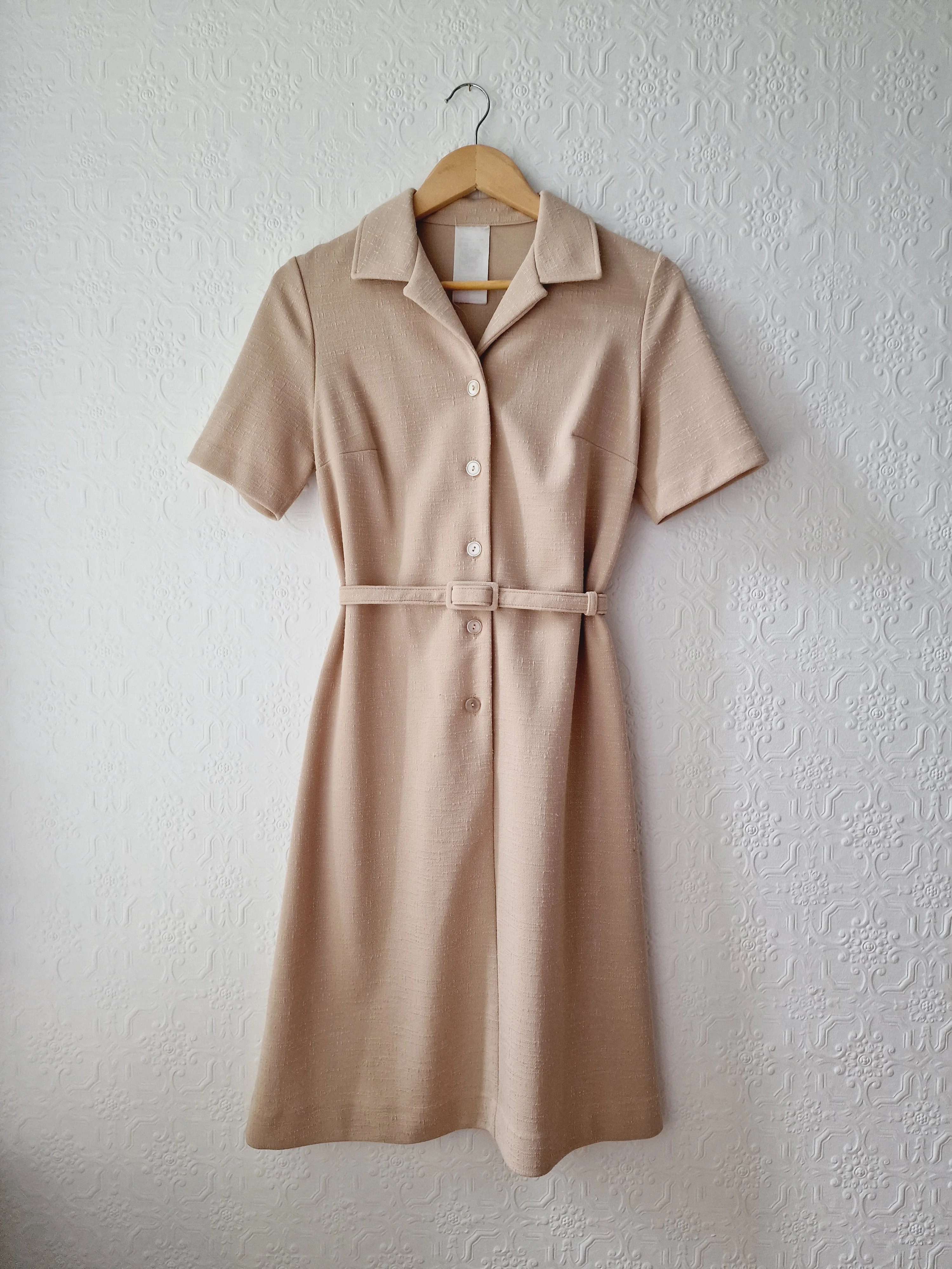 Vintage 70s Beige Short Sleeve Shirt Dress with Matching Belt - S - Image 6