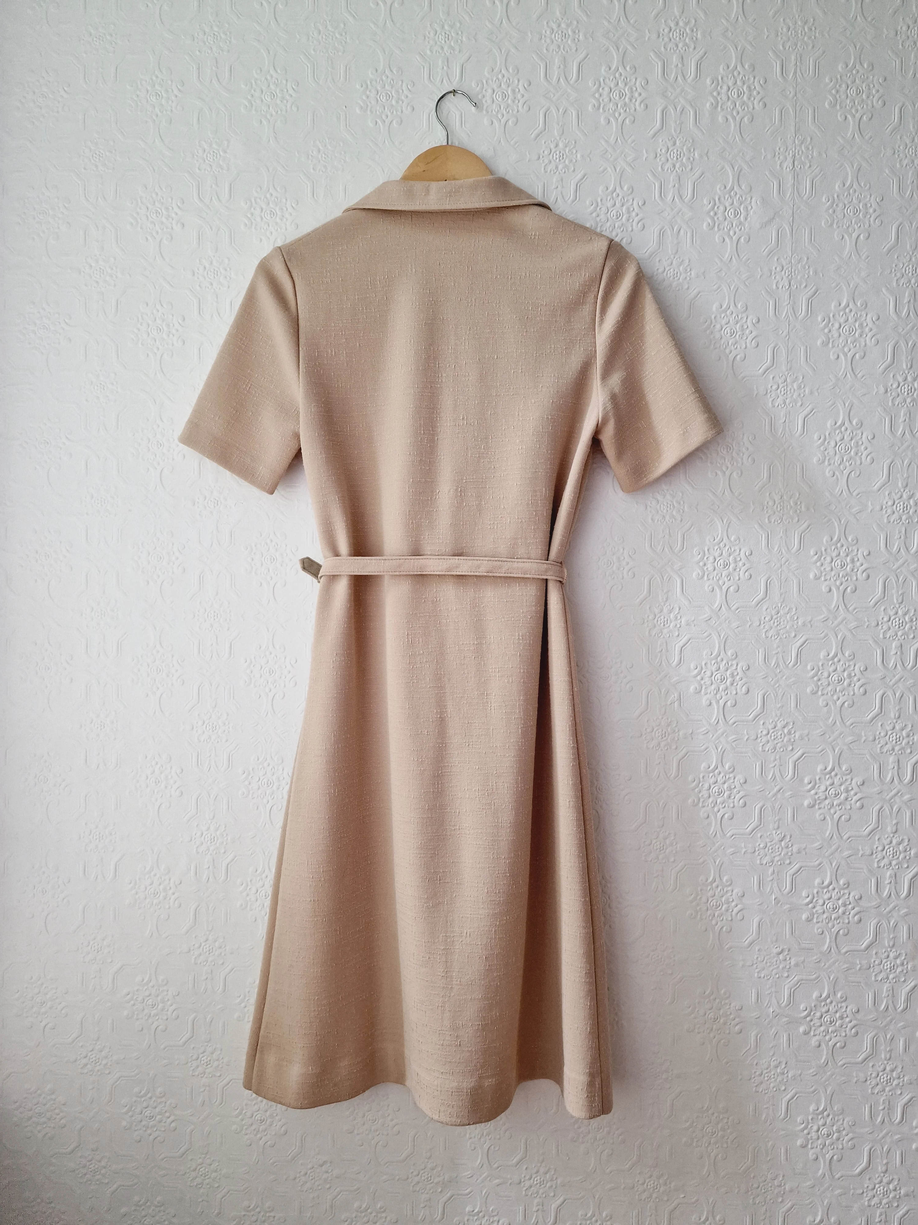 Vintage 70s Beige Short Sleeve Shirt Dress with Matching Belt - S - Image 7