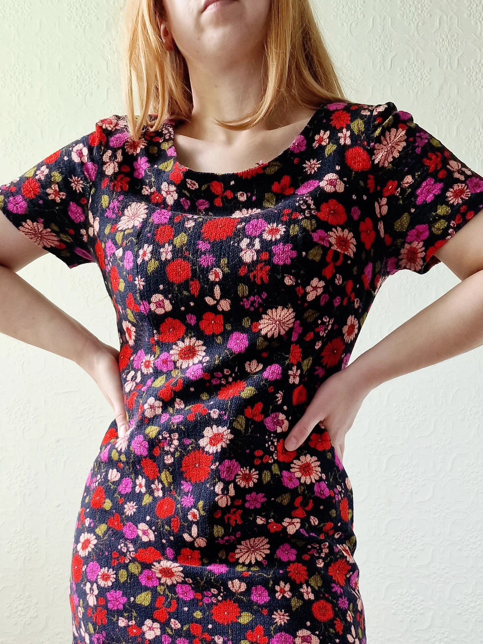 Vintage 70s Handmade Black Floral Short Sleeve Dress - S - Image 2