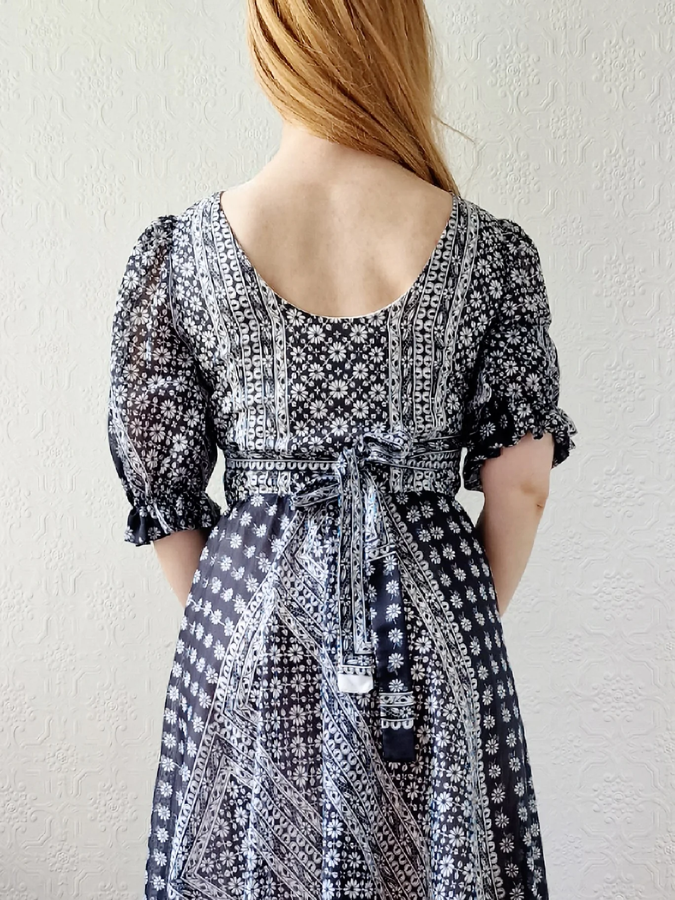 Vintage 70s Black & White Floral Prairie Style Maxi Dress with Puff Sleeves - S - Image 7