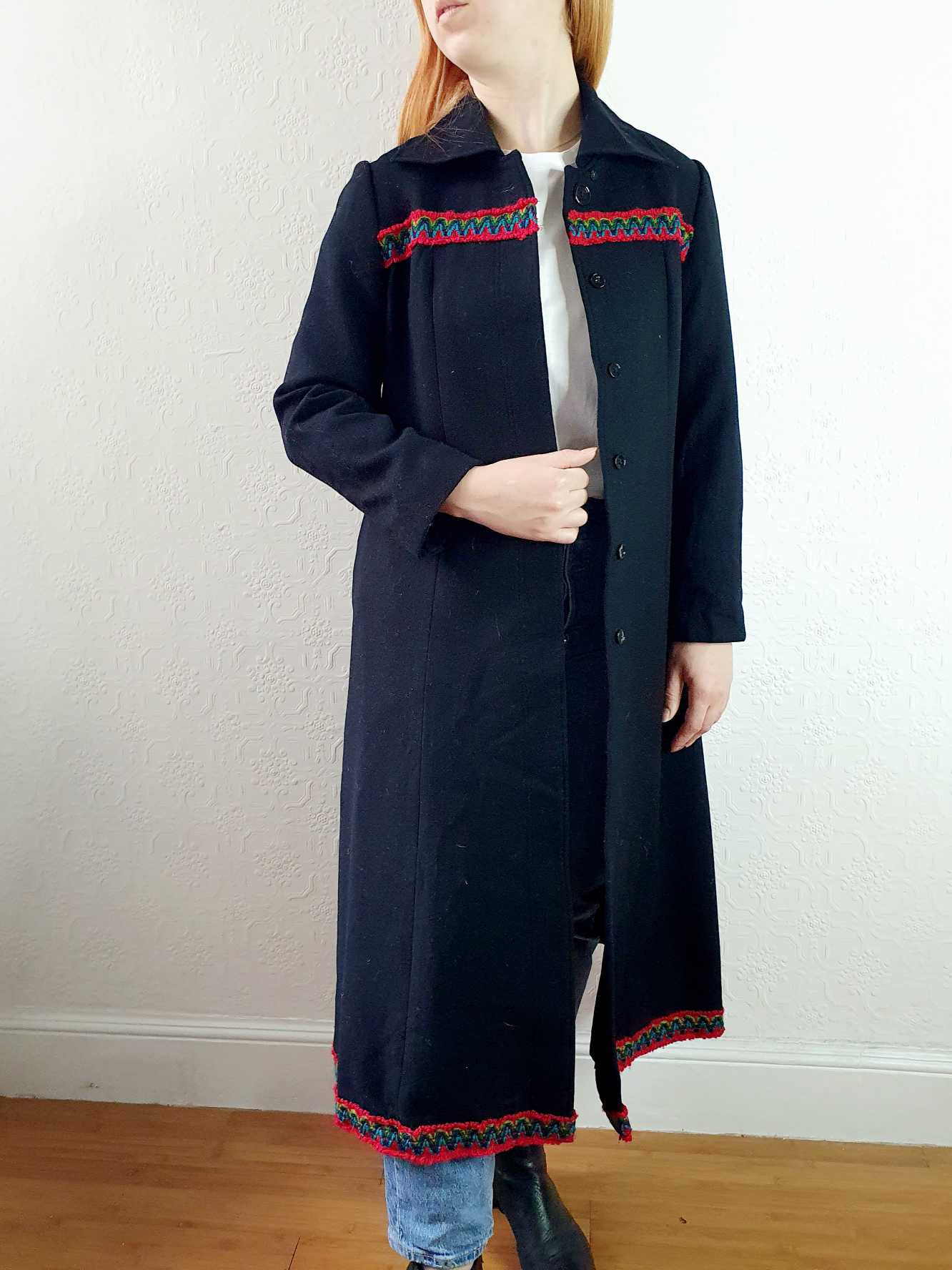 Vintage 70s Black Wool Coat with Embroidery Detail - XS - Image 10