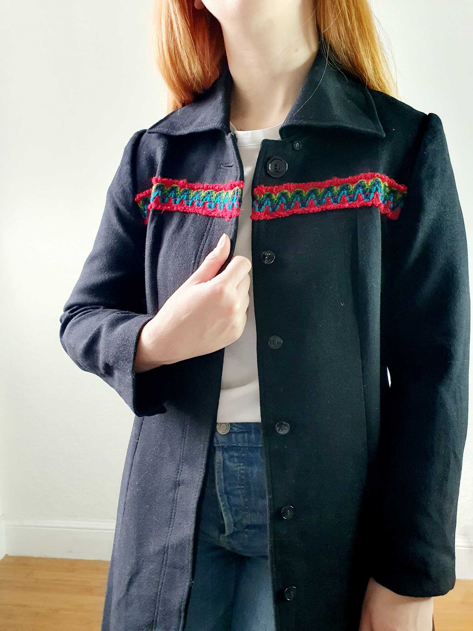 Vintage 70s Black Wool Coat with Embroidery Detail - XS - Image 7