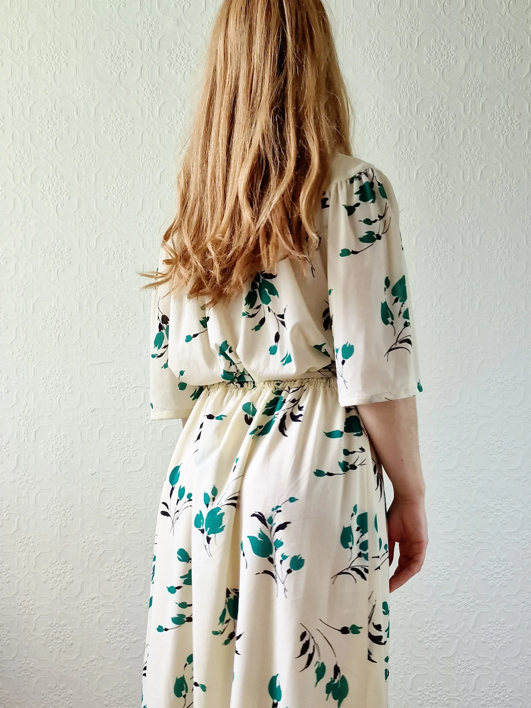 Vintage 70s Cream Floral Midi Dress with Short Sleeves - M/L - Image 6