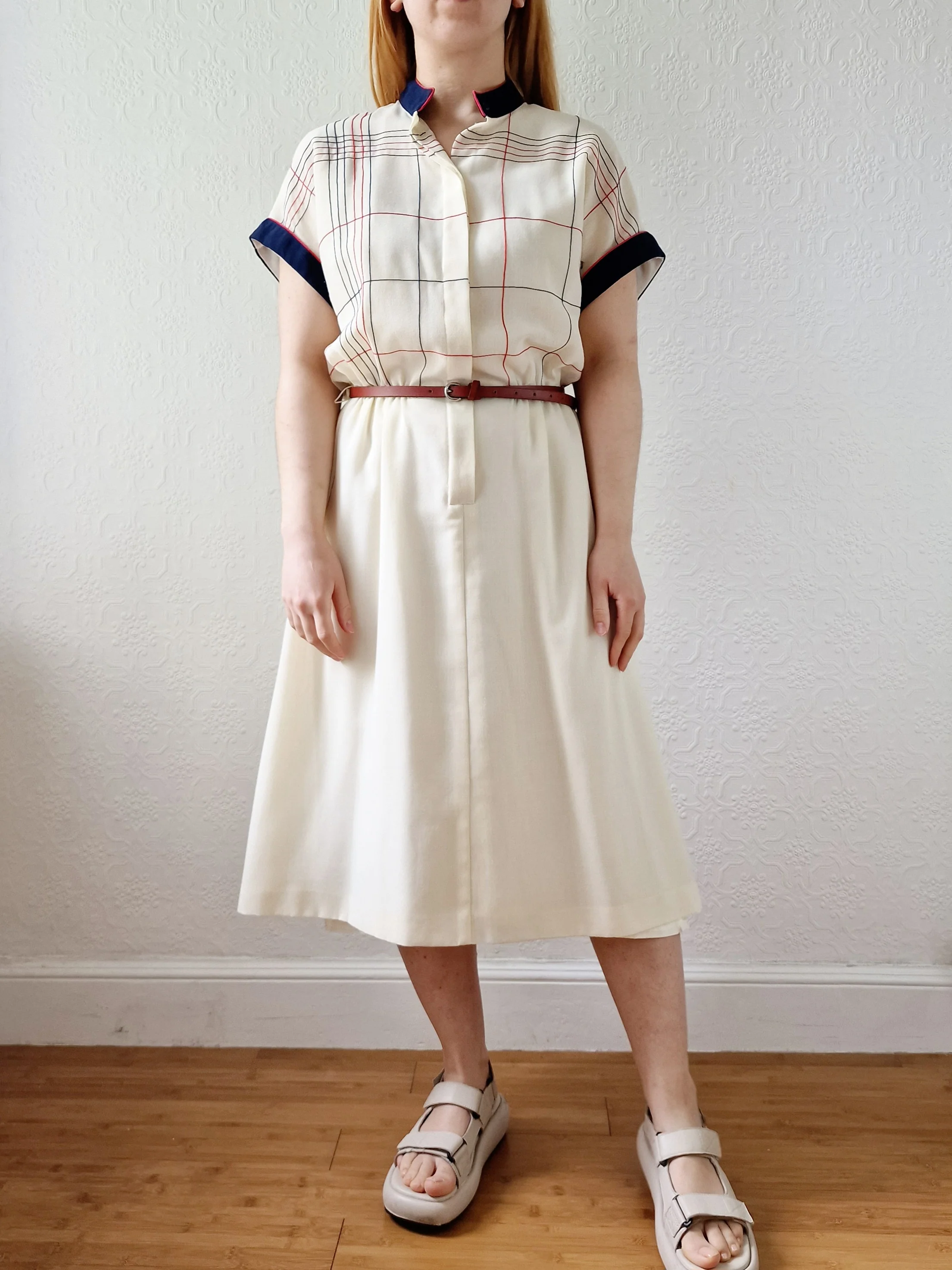 Vintage 70s Cream Shirt Dress with Short Sleeves - M