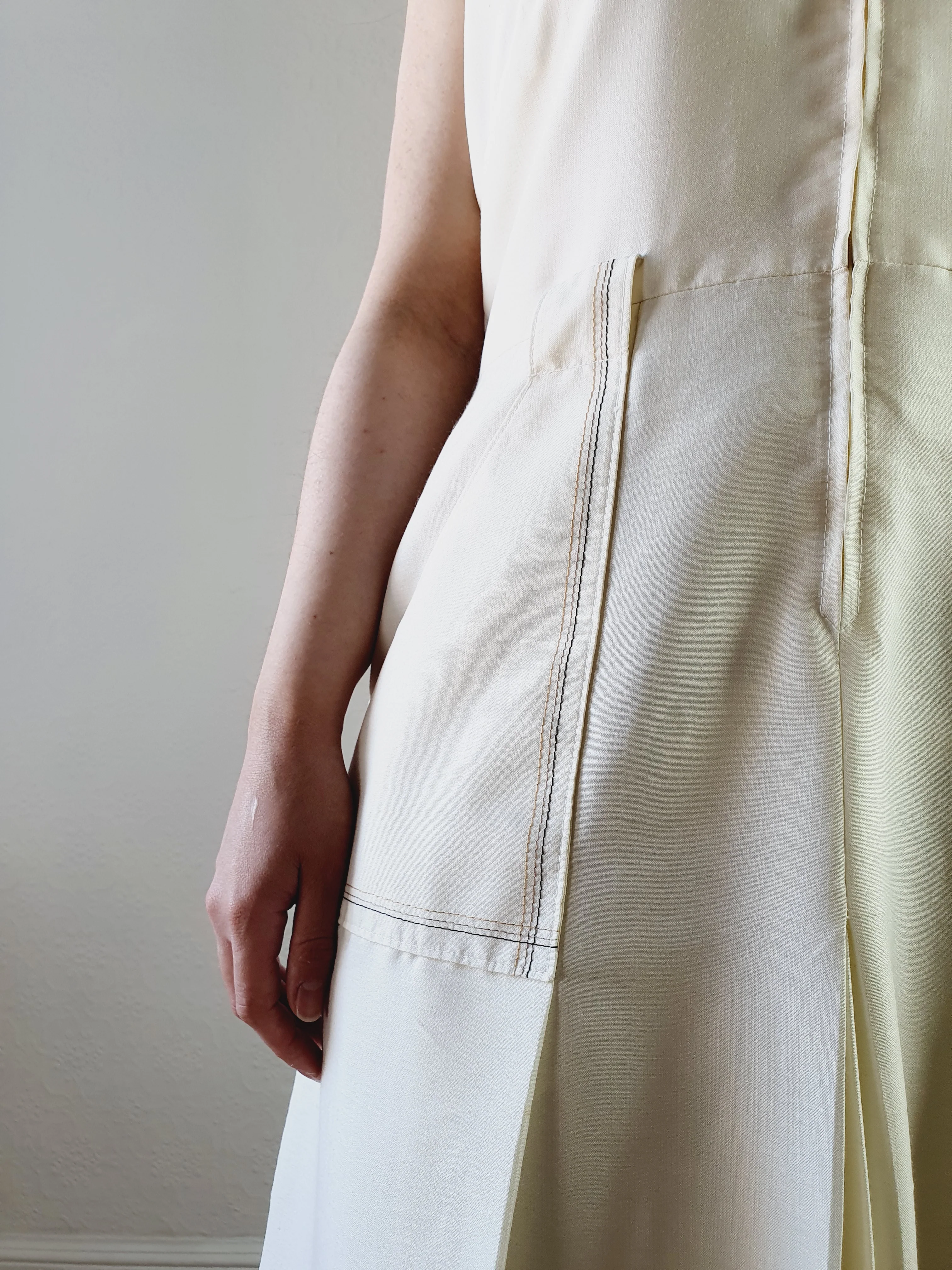 Vintage 70s Front Pleated Silk Blend Midi Dress - M - Image 10
