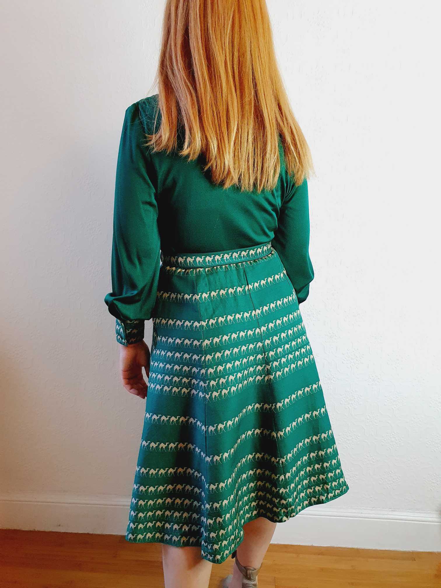 Vintage 70s Green Designer Dress - XS/S - Image 2