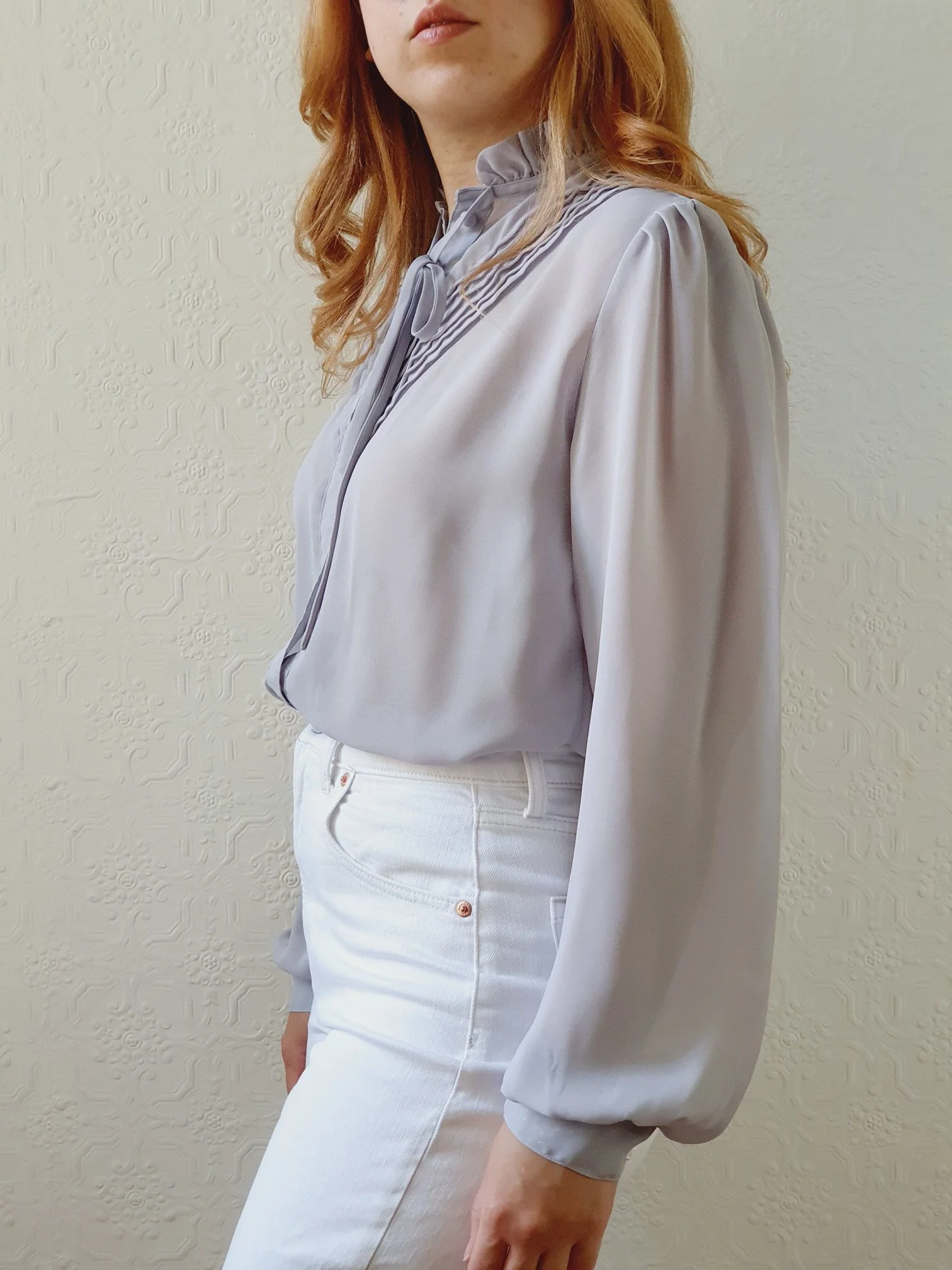 Vintage 70s Light Grey Blouse with Pie Crust Collar - XS/S - Image 5