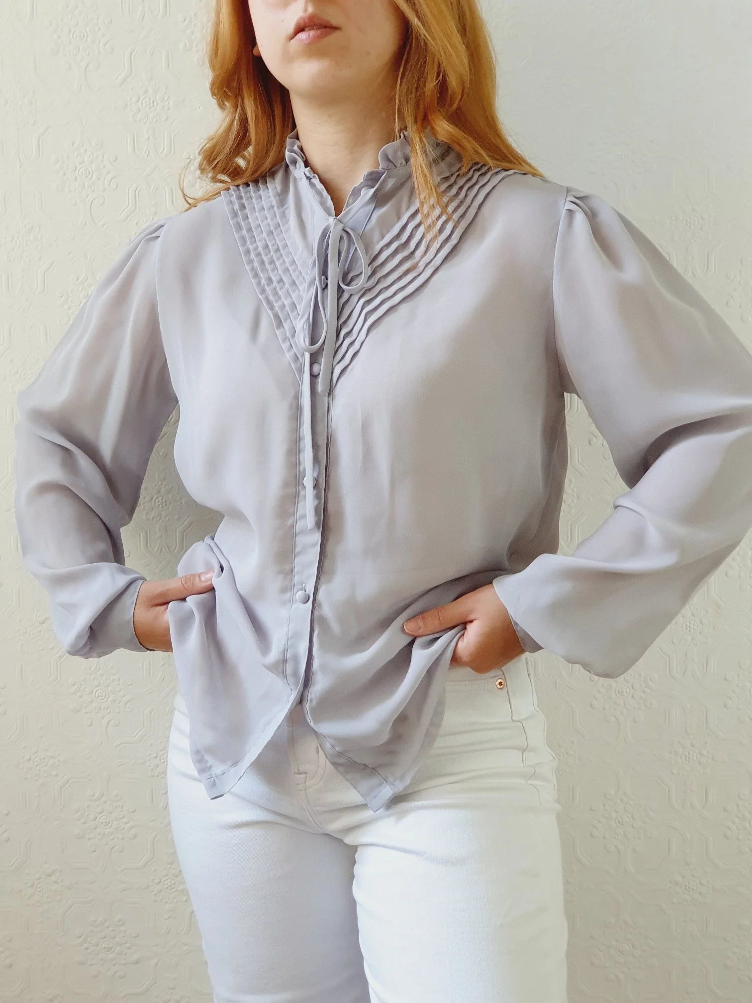 Vintage 70s Light Grey Blouse with Pie Crust Collar - XS/S - Image 7
