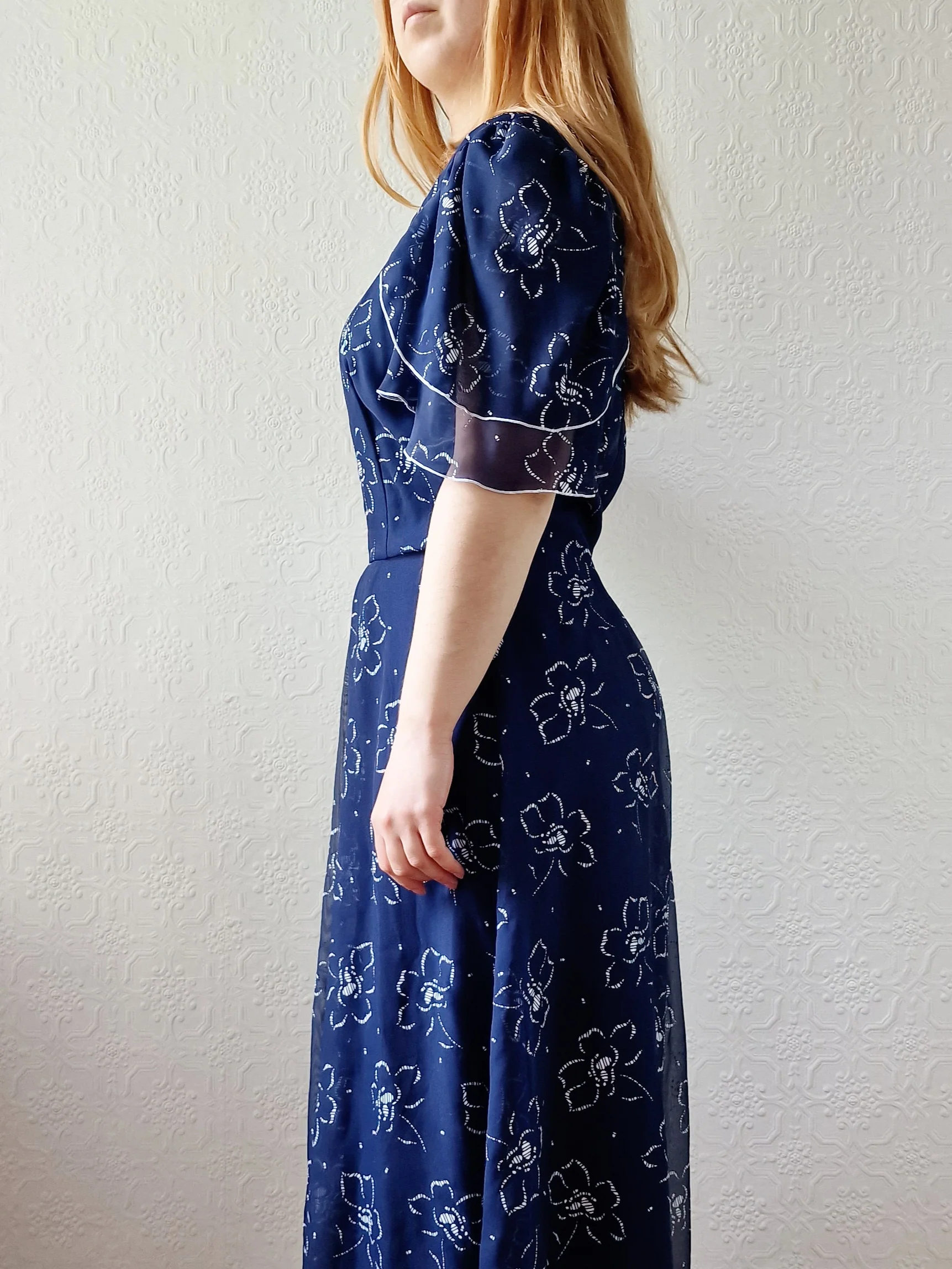 Vintage 70s Navy Blue Floral Midi Shift Dress - L - Image 2