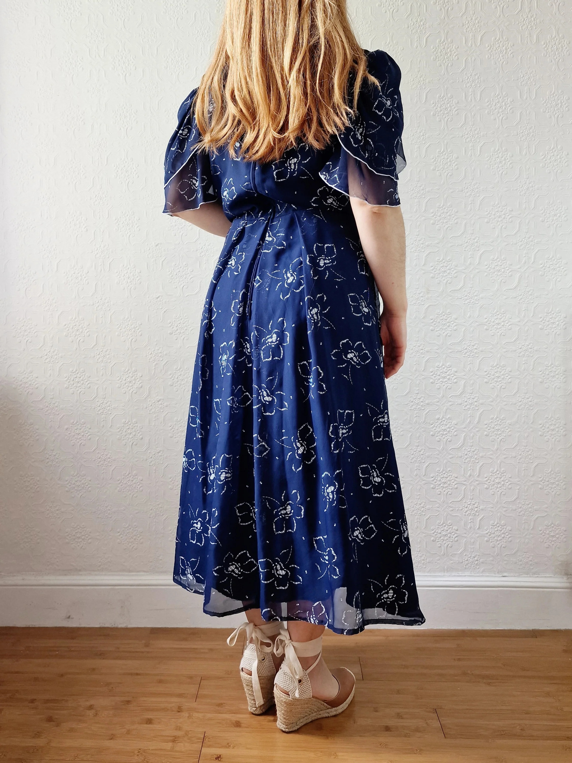 Vintage 70s Navy Blue Floral Midi Shift Dress - L - Image 4