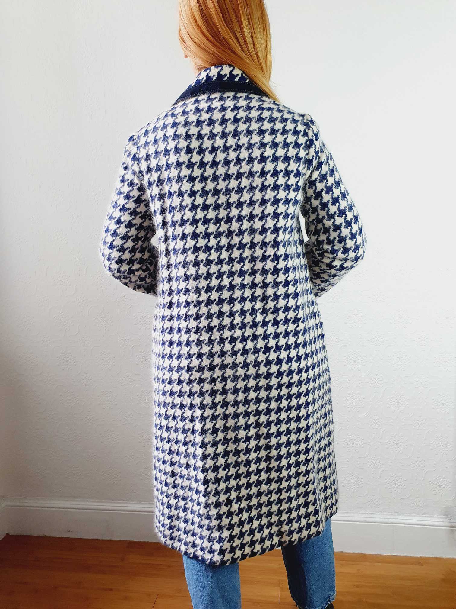 Vintage 70s Navy Houndstooth Angora & Wool Coat - XS/S - Image 13