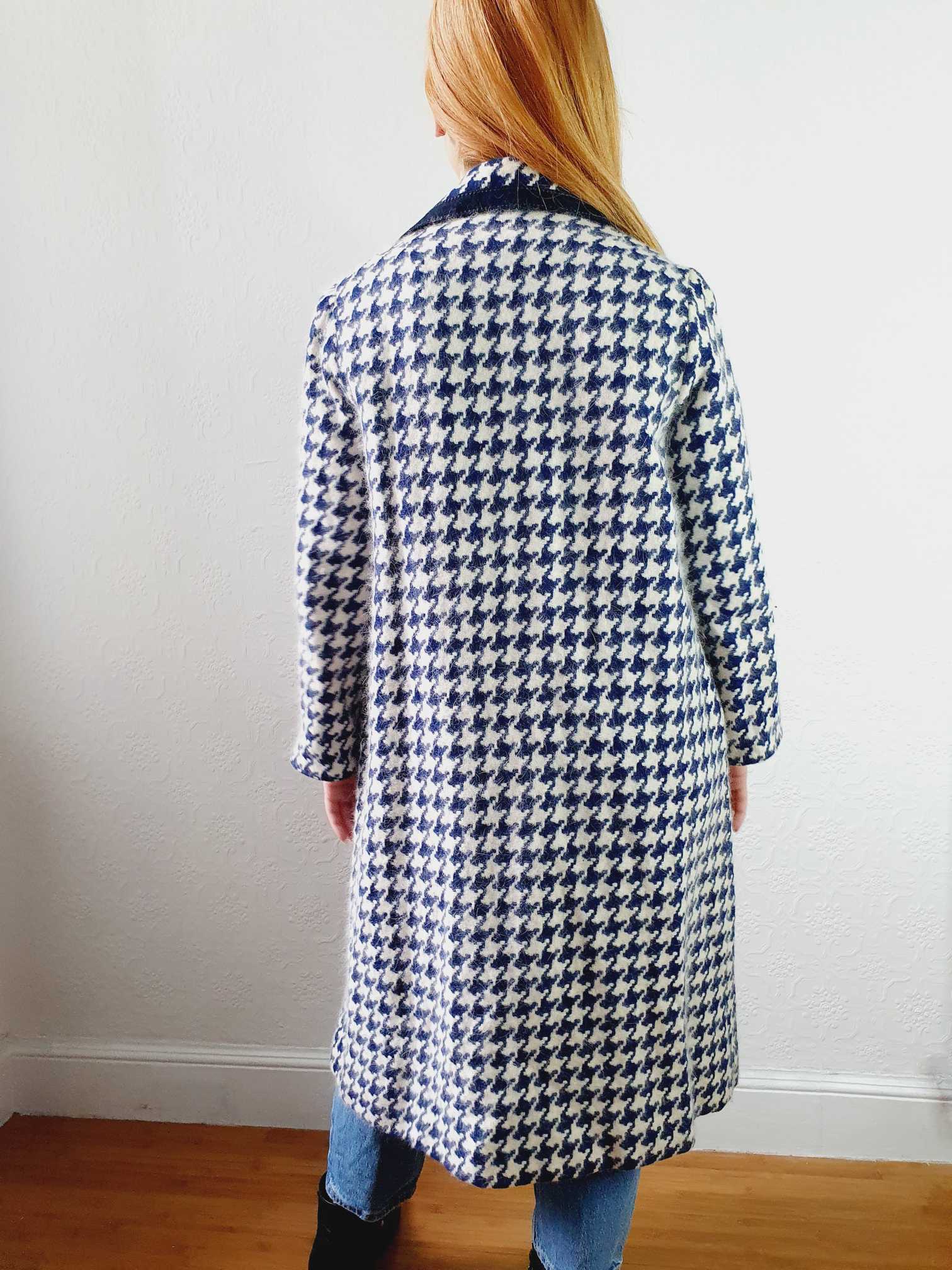 Vintage 70s Navy Houndstooth Angora & Wool Coat - XS/S - Image 6
