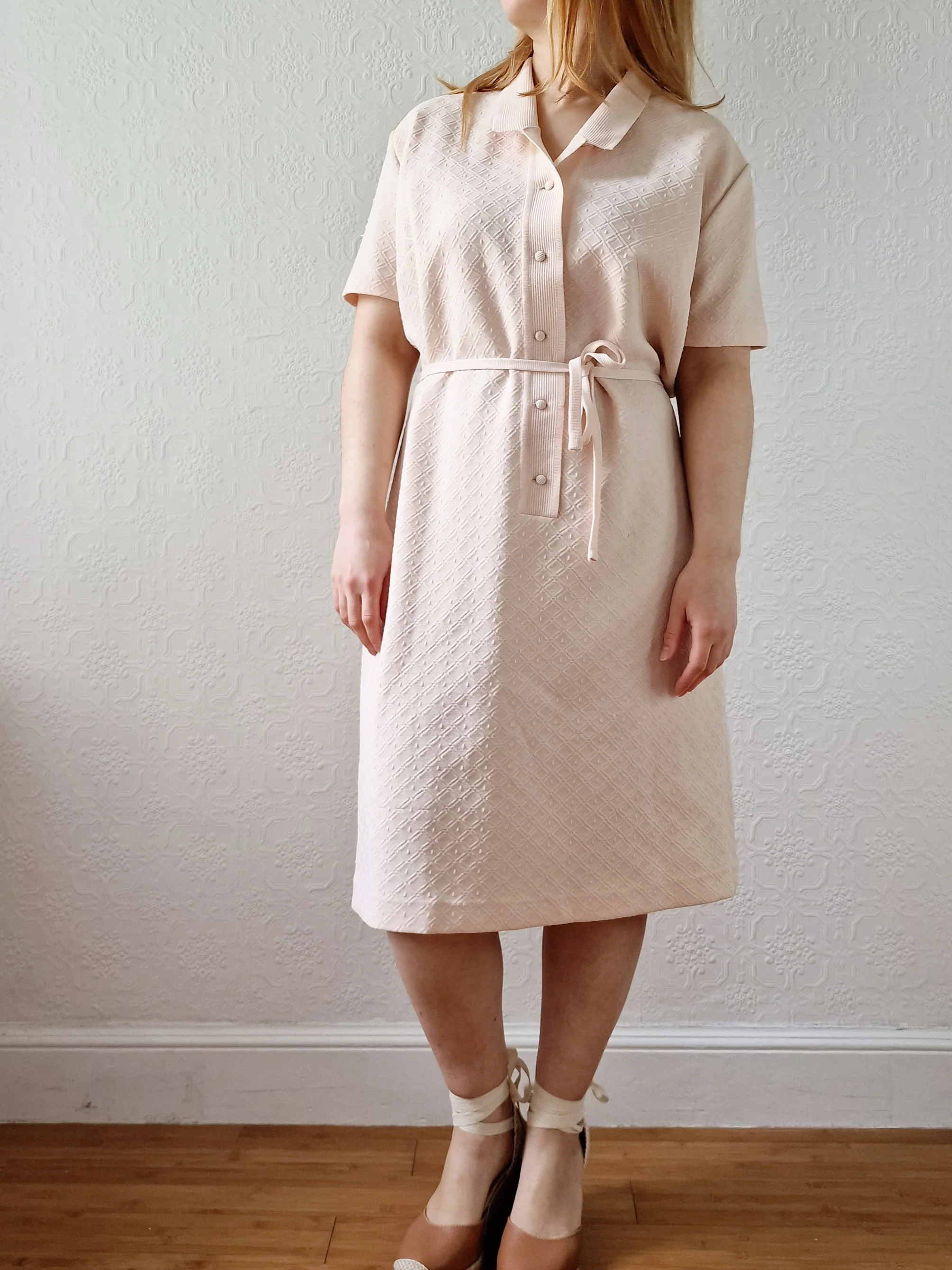 Vintage 70s Pale Cream Pink Knitted Dress with Short Sleeves - L - Image 3