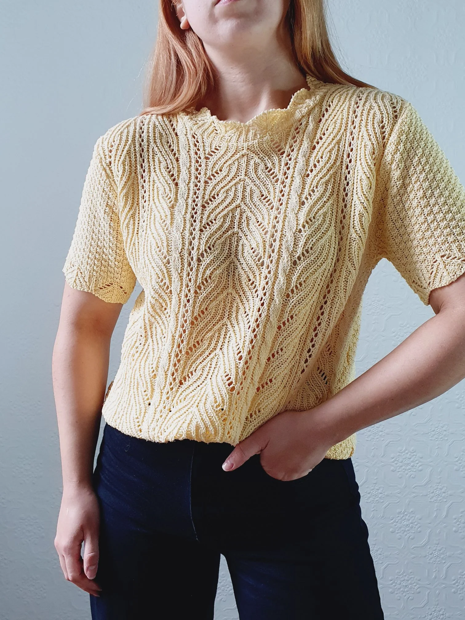 Vintage 70s Pale Yellow Scalloped Neck Short Sleeve Crochet Top - S - Image 2