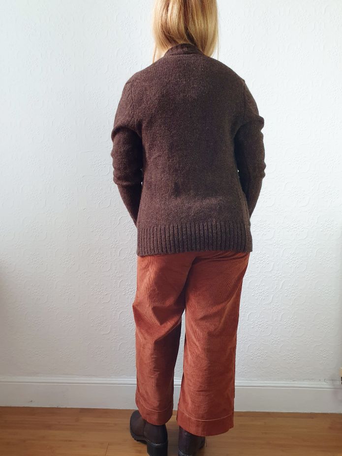 Vintage 70s Pure Wool Knitted Brown V-Neck Cardigan - XS - Image 6