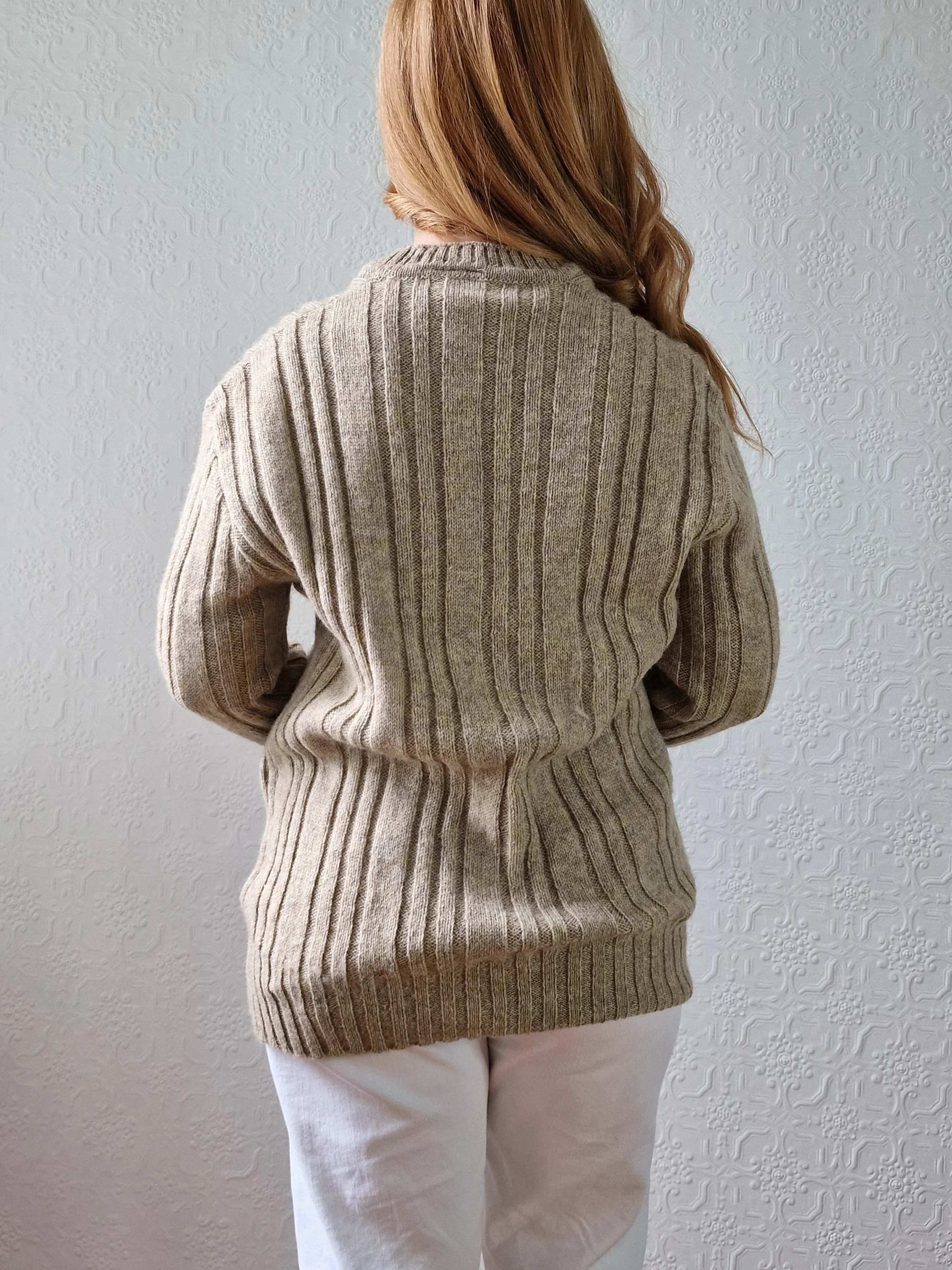 Vintage 70s Shetland Wool Light Brown Jumper with Crew Neck - M - Image 3