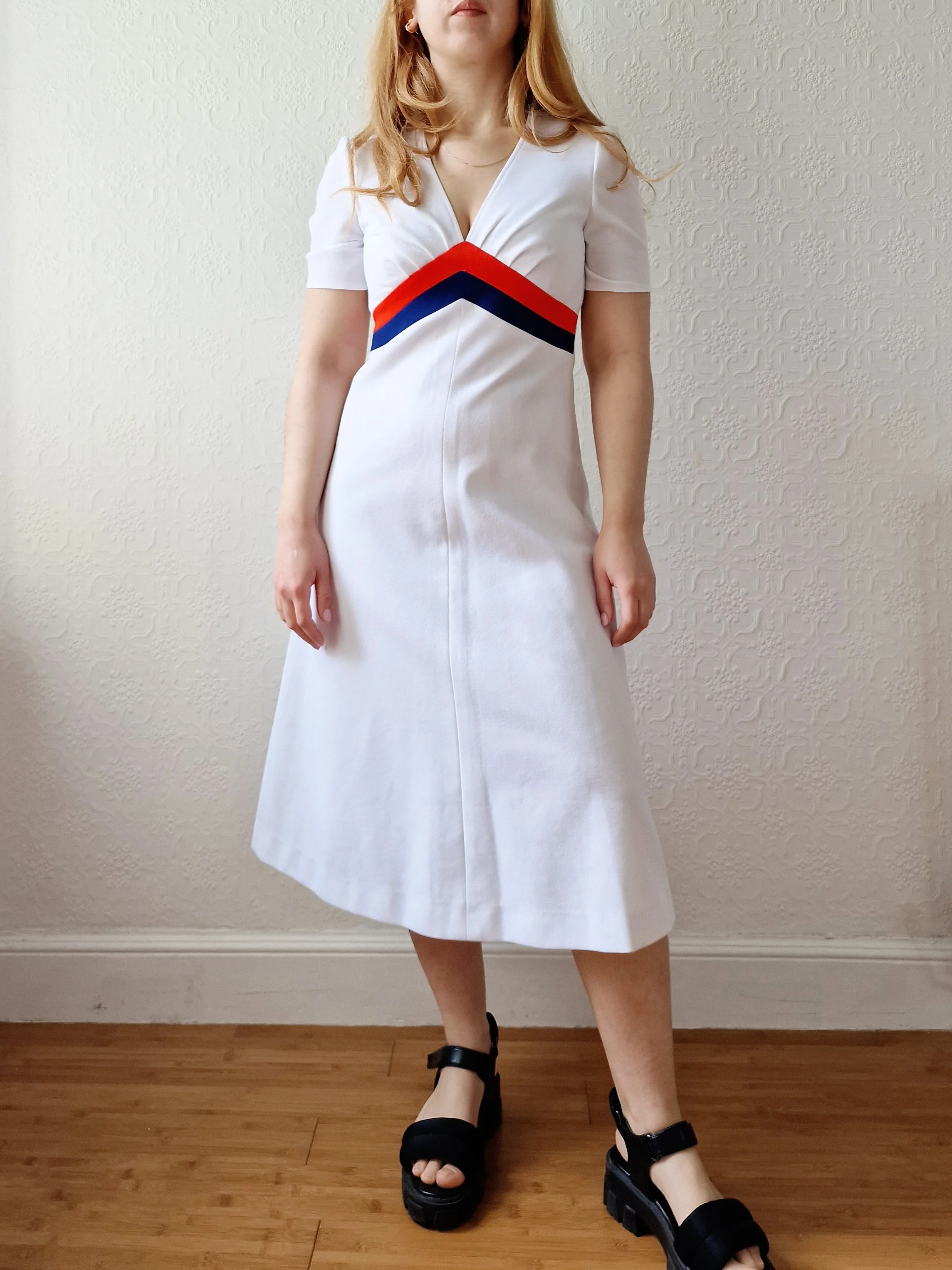 Vintage 70s White A-Line Midi Dress with Red & Blue Stripe Detail - S - Image 5